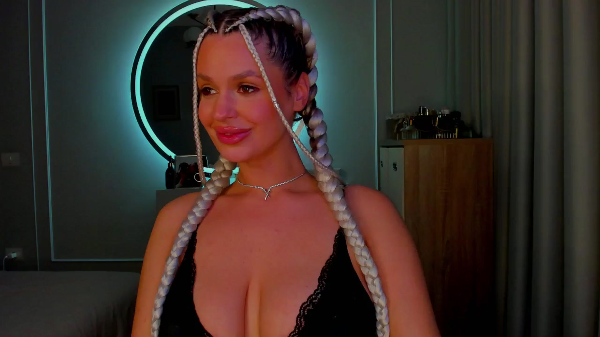 Gallery image thumbnail from AlexisLove's myfreecams stream on, 10/16/2025, 23:12 image 14 of 20