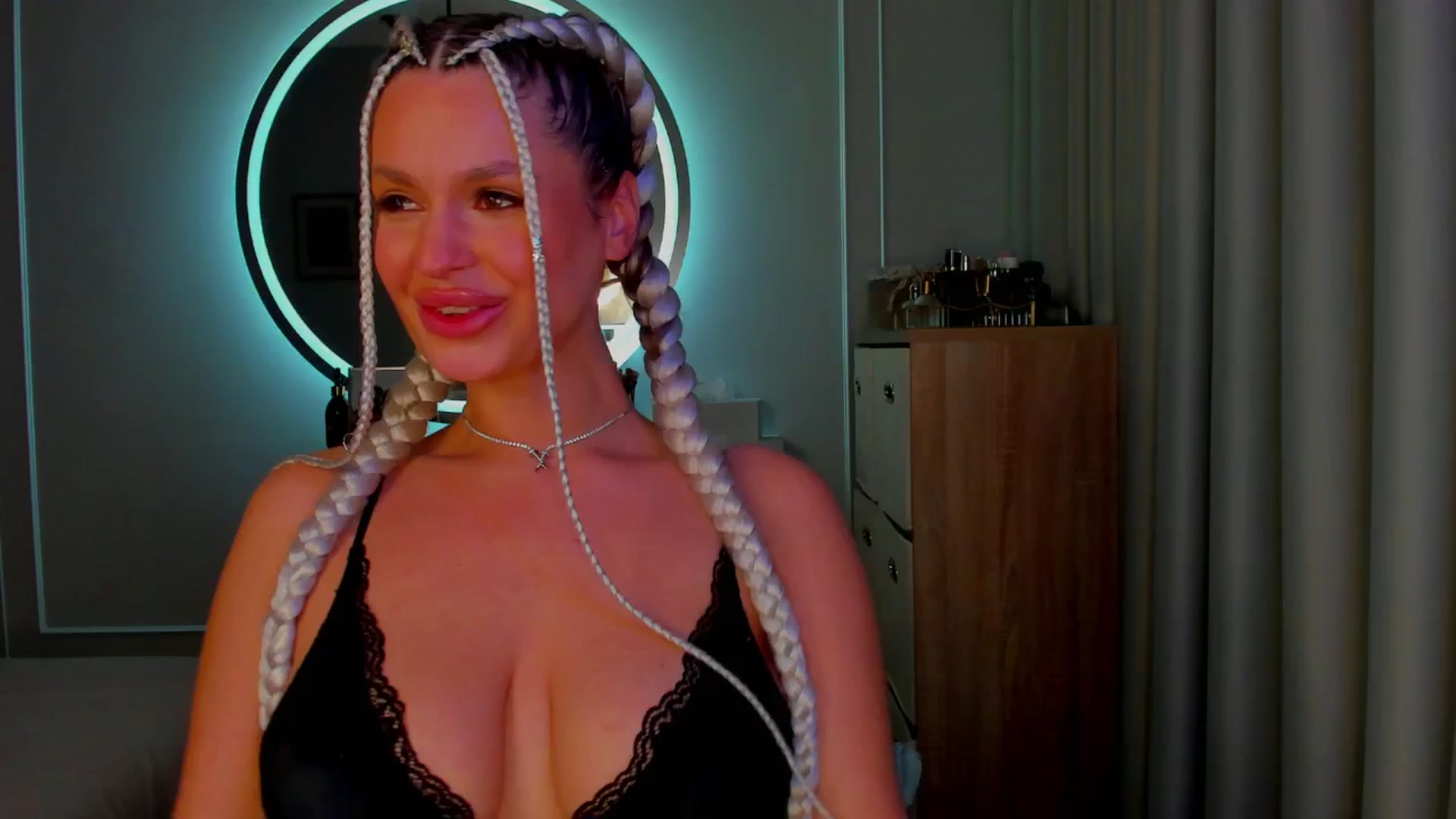 Gallery image thumbnail from AlexisLove's myfreecams stream on, 10/16/2025, 23:42 image 15 of 20