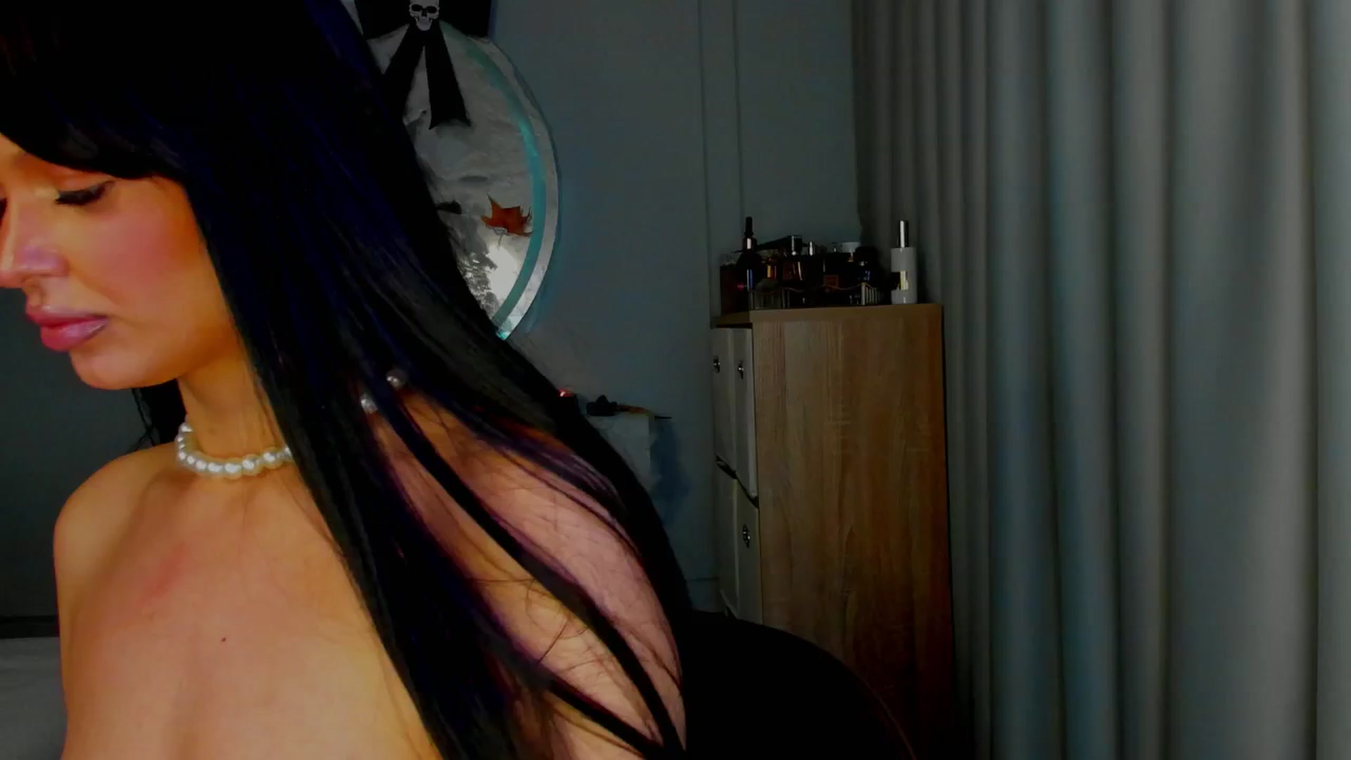 Gallery image thumbnail from AlexisLove's myfreecams stream on, 11/01/2025, 06:40 image 10 of 20