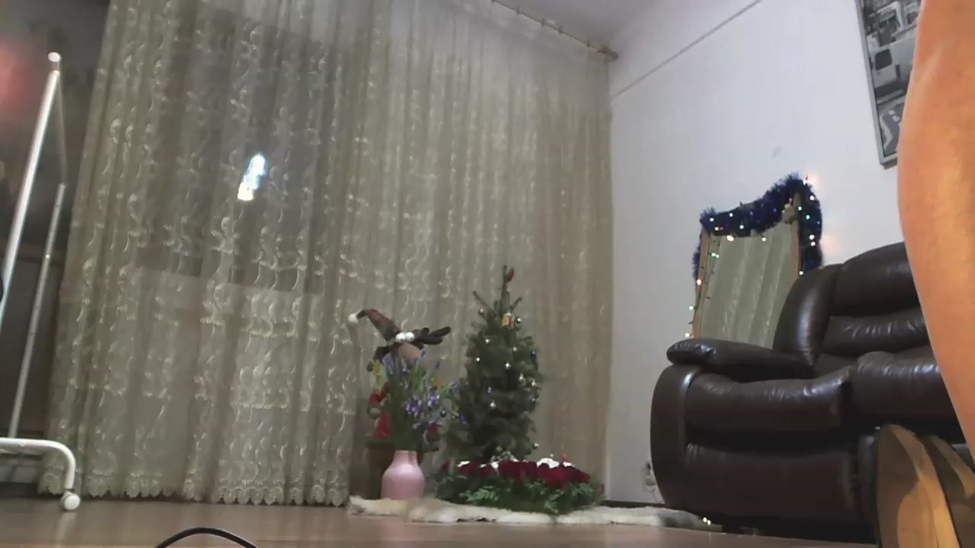 Gallery image thumbnail from AlexisLuvv's myfreecams stream on, 12/24/2022, 18:26 image 12 of 20