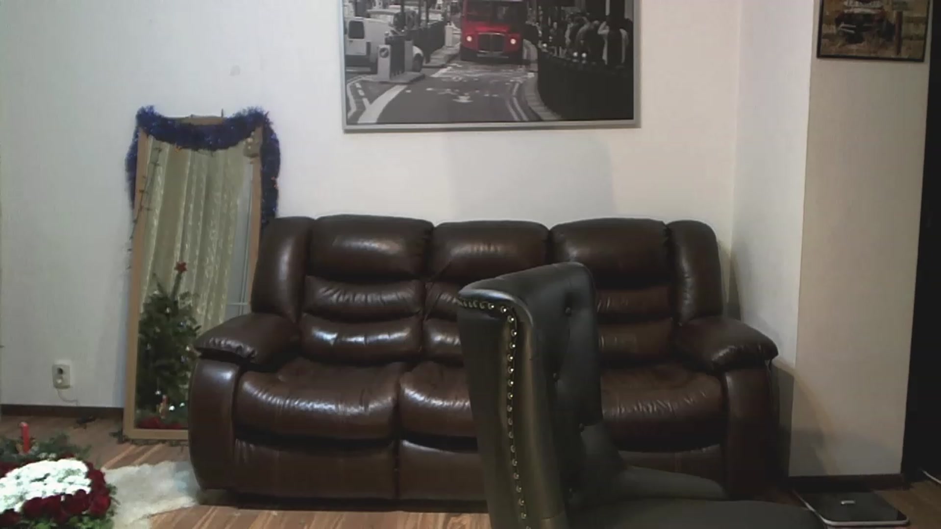 Gallery image thumbnail from AlexisLuvv's myfreecams stream on, 12/24/2022, 23:18 image 15 of 20