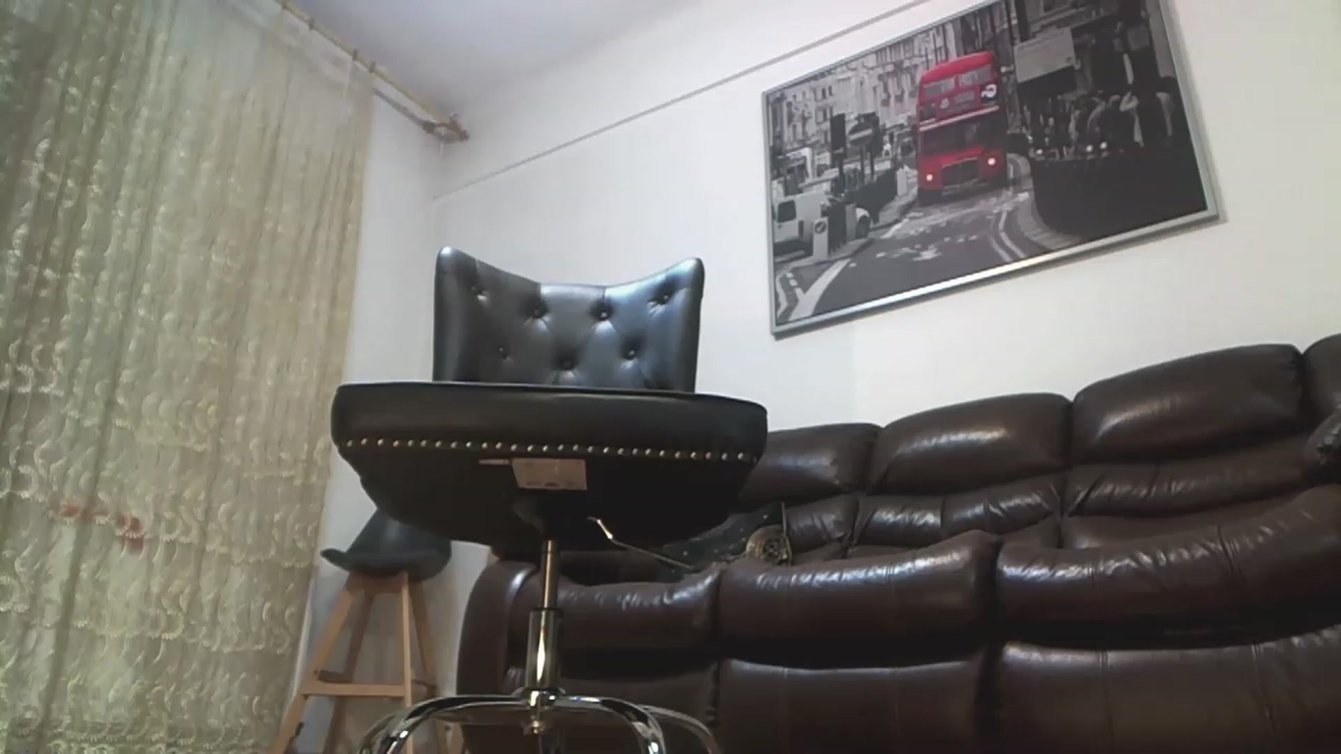 Gallery image thumbnail from AlexisLuvv's myfreecams stream on, 01/28/2023, 20:57 image 16 of 20