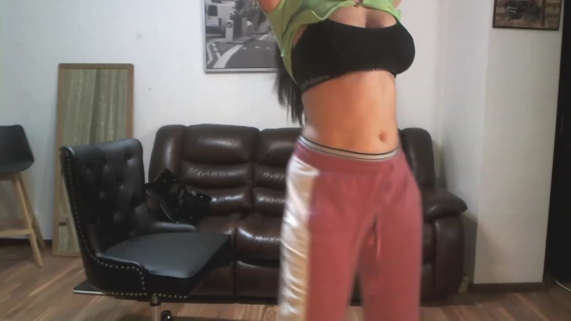 Gallery image thumbnail from AlexisLuvv's myfreecams stream on, 02/01/2023, 20:29 image 10 of 20