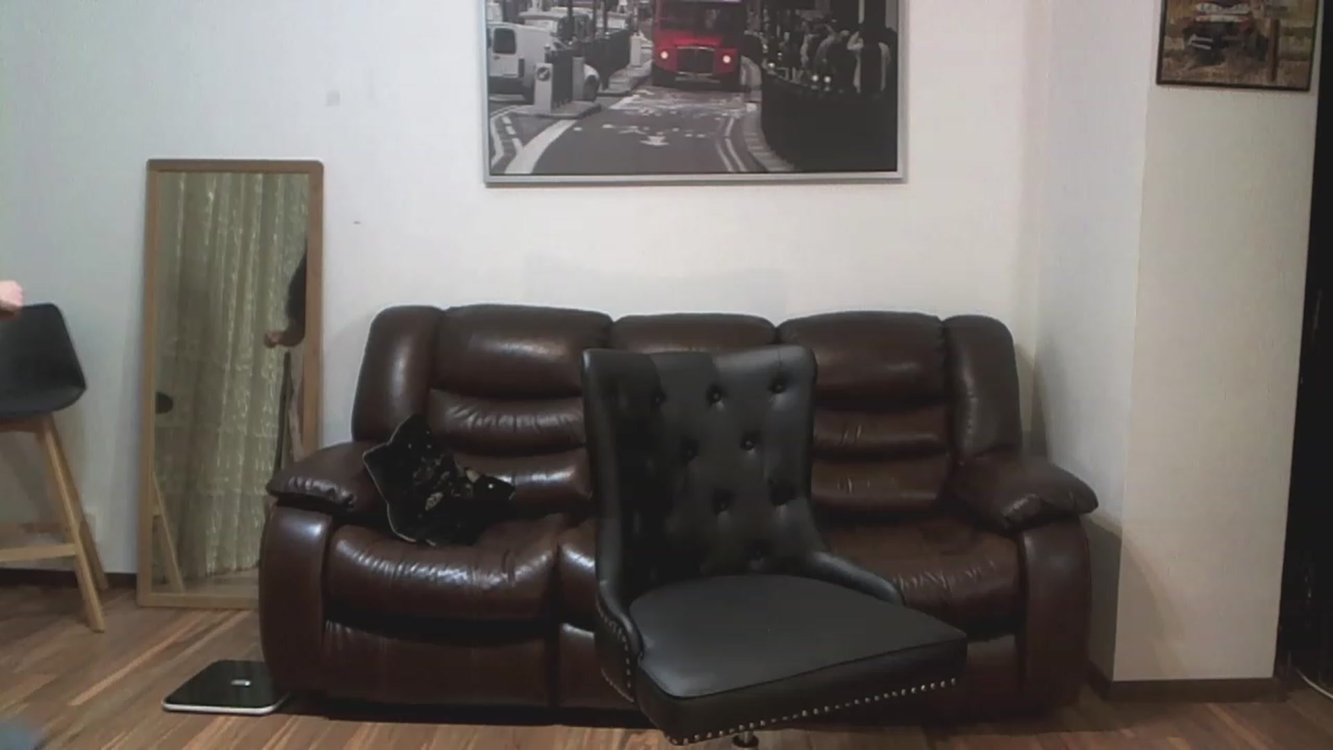 Gallery image thumbnail from AlexisLuvv's myfreecams stream on, 02/05/2023, 21:00 image 10 of 20