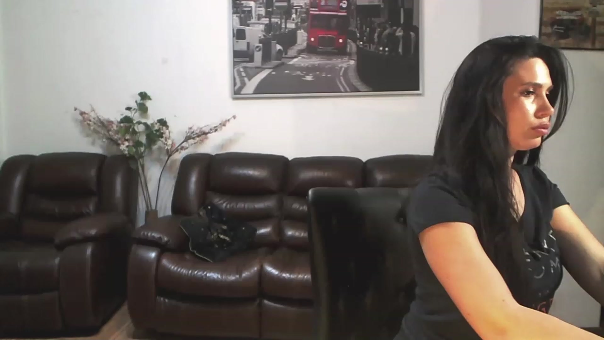 Gallery image thumbnail from AlexisLuvv's myfreecams stream on, 03/01/2023, 21:06 image 12 of 20