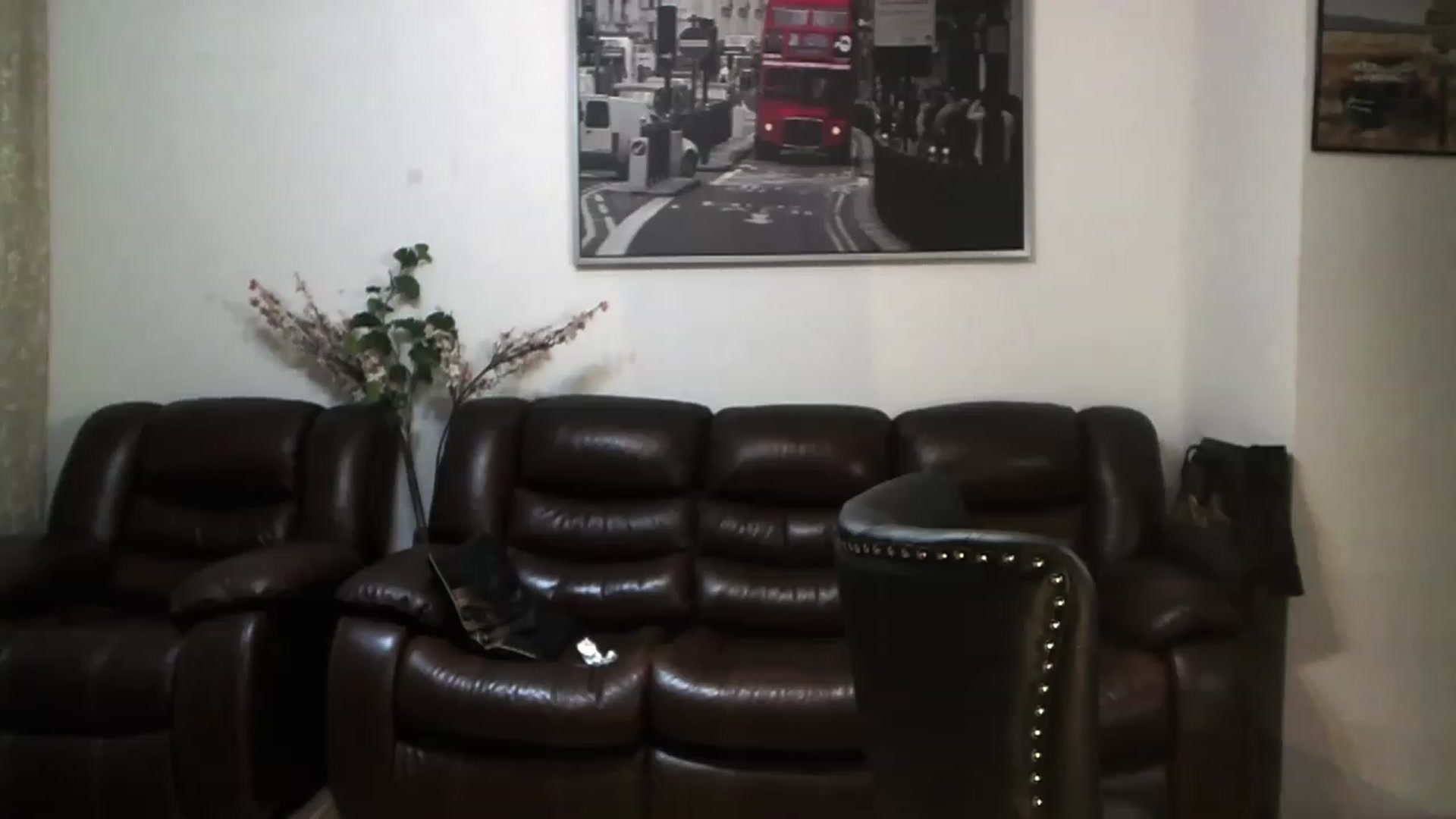 Gallery image thumbnail from AlexisLuvv's myfreecams stream on, 05/20/2023, 21:09 image 14 of 20