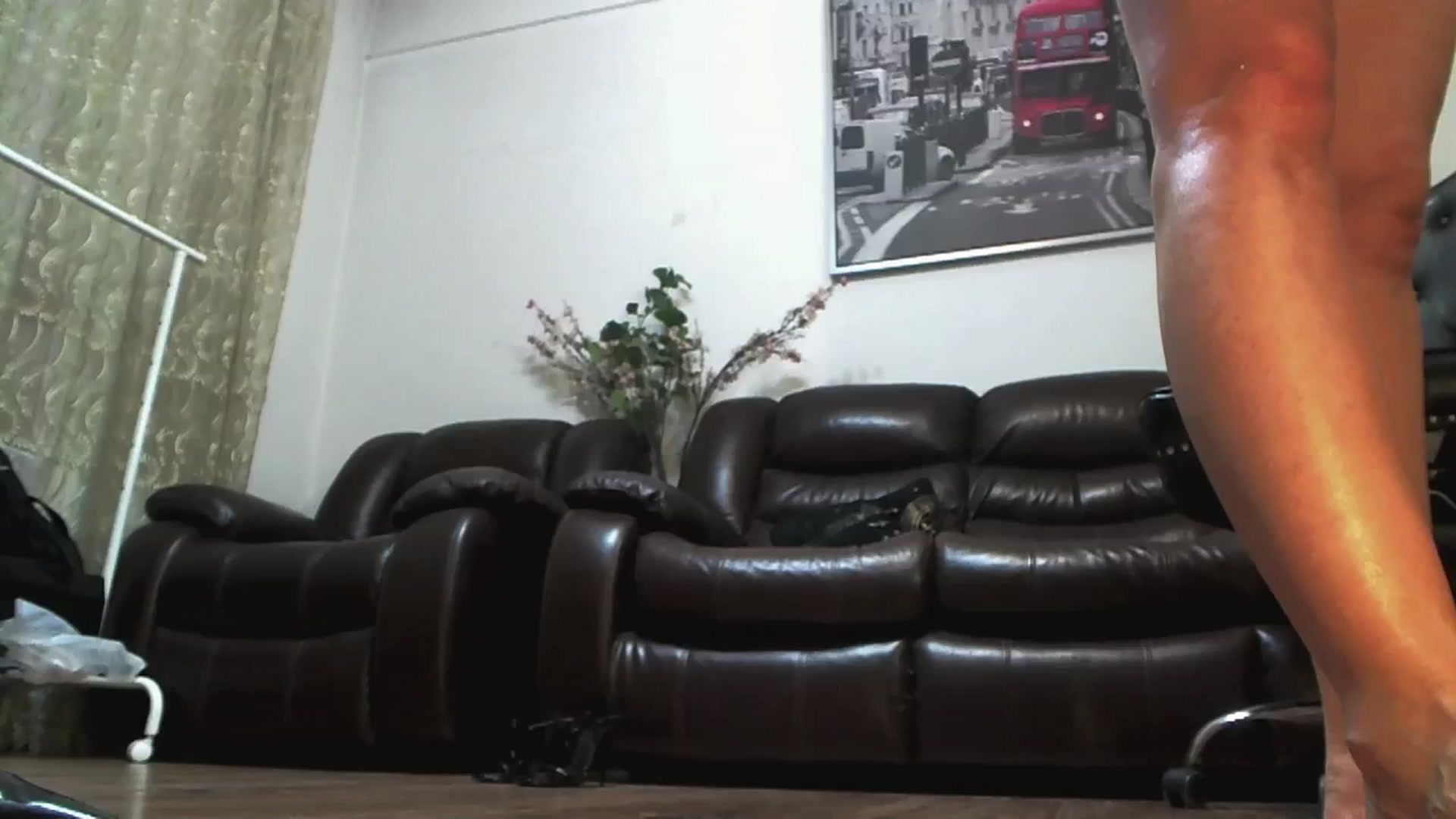 Gallery image thumbnail from AlexisLuvv's myfreecams stream on, 10/04/2023, 20:22 image 6 of 20