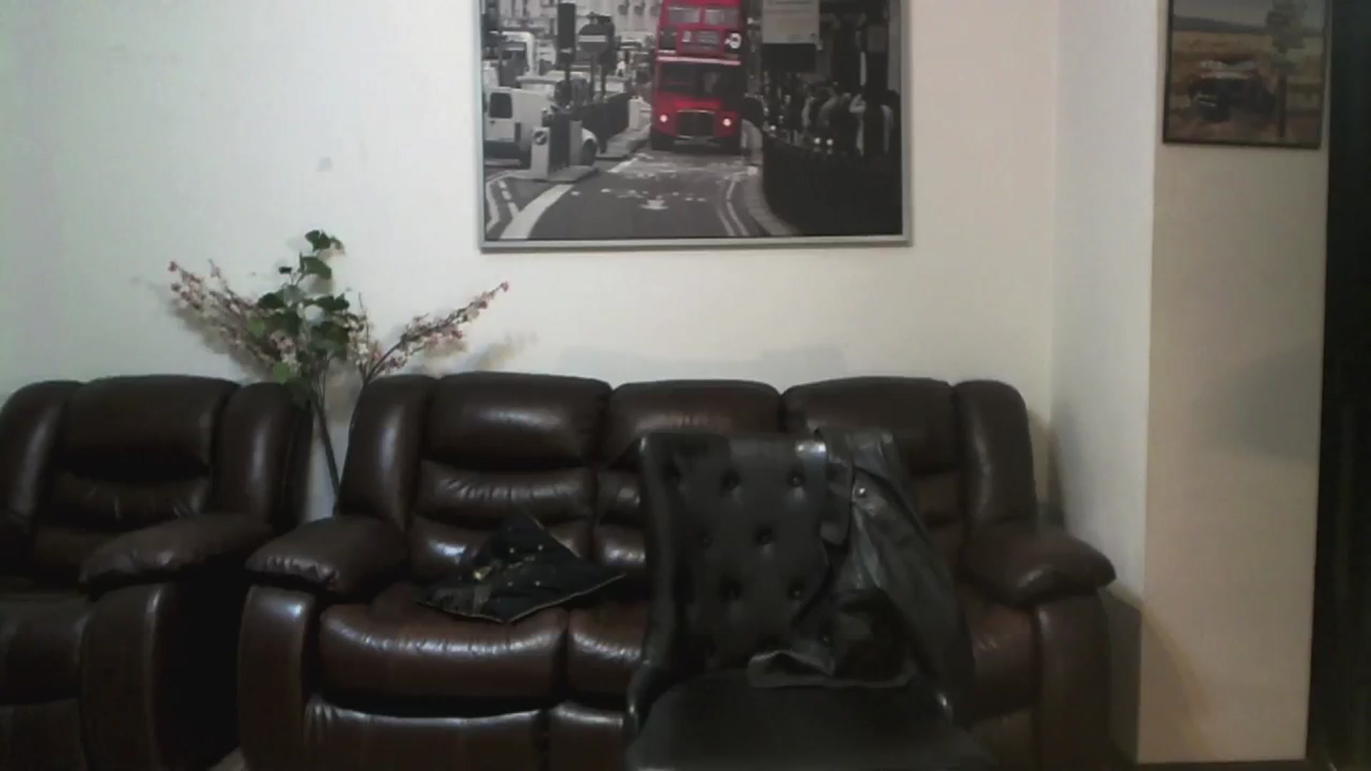 Gallery image thumbnail from AlexisLuvv's myfreecams stream on, 10/06/2023, 21:04 image 20 of 20