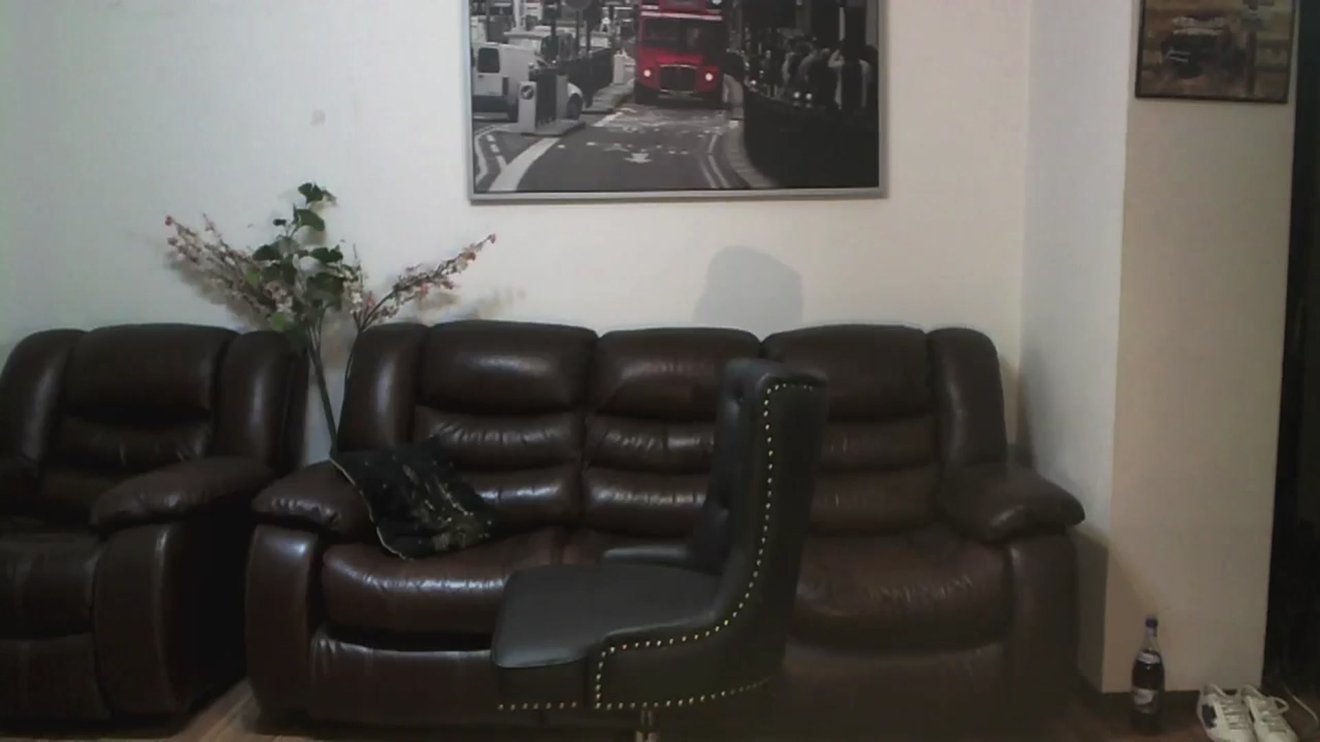 Gallery image thumbnail from AlexisLuvv's myfreecams stream on, 10/23/2023, 18:57 image 14 of 20