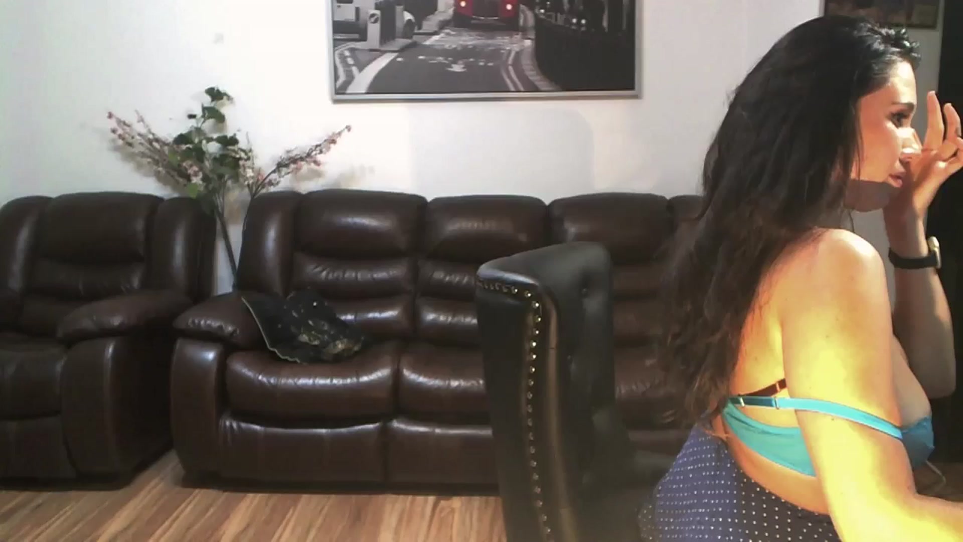 Gallery image thumbnail from AlexisLuvv's myfreecams stream on, 10/26/2023, 20:34 image 16 of 20