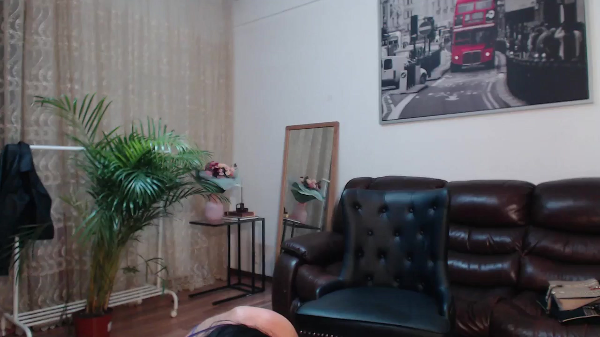 Gallery image thumbnail from AlexisLuvv's myfreecams stream on, 12/04/2023, 20:20 image 2 of 20