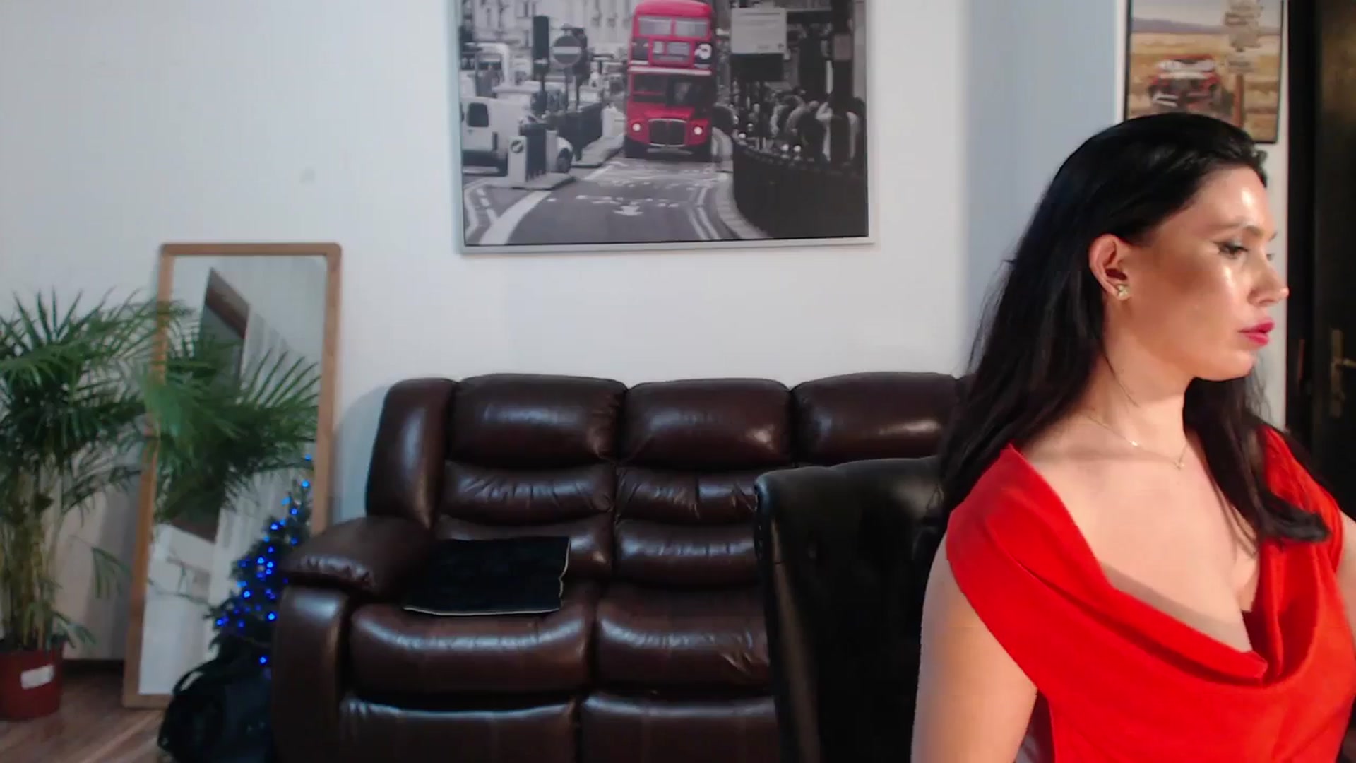 Gallery image thumbnail from AlexisLuvv's myfreecams stream on, 12/21/2023, 22:18 image 15 of 20