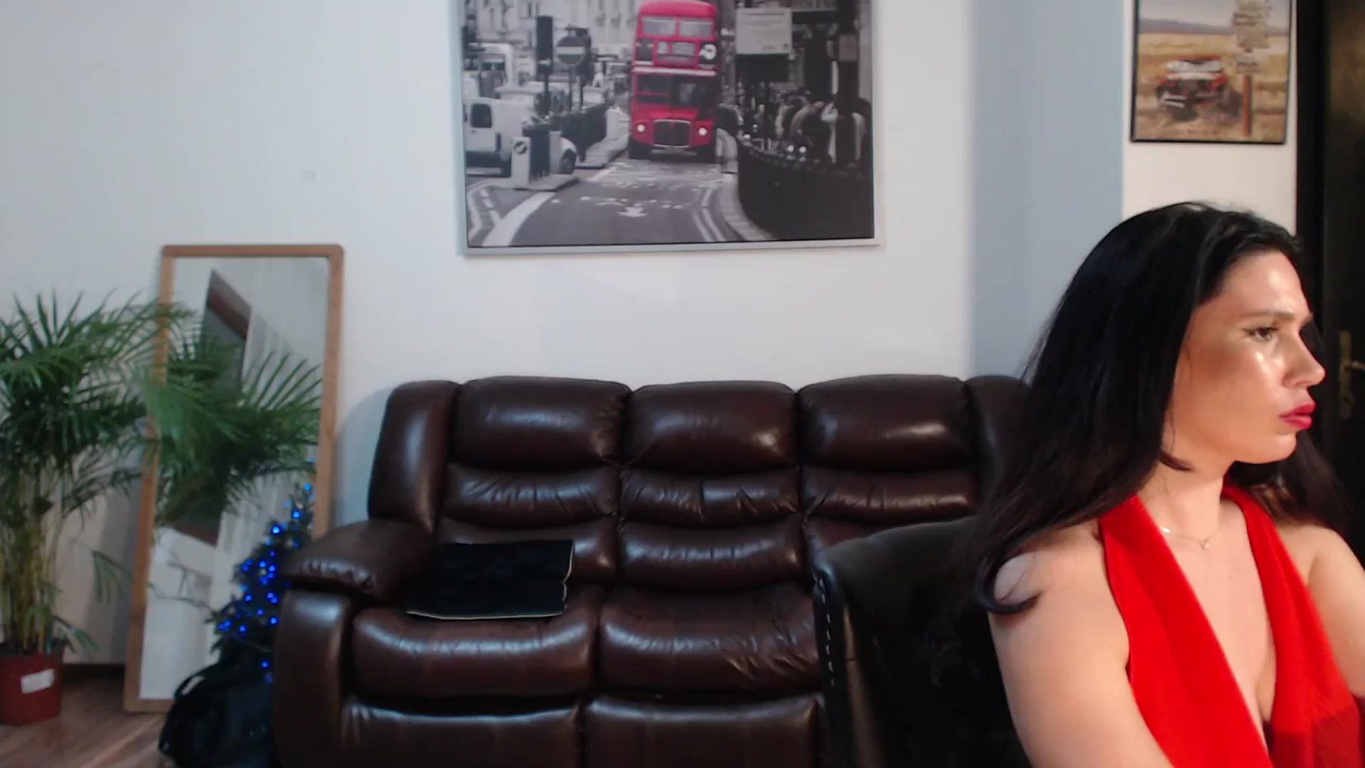 Gallery image thumbnail from AlexisLuvv's myfreecams stream on, 12/21/2023, 22:18 image 20 of 20
