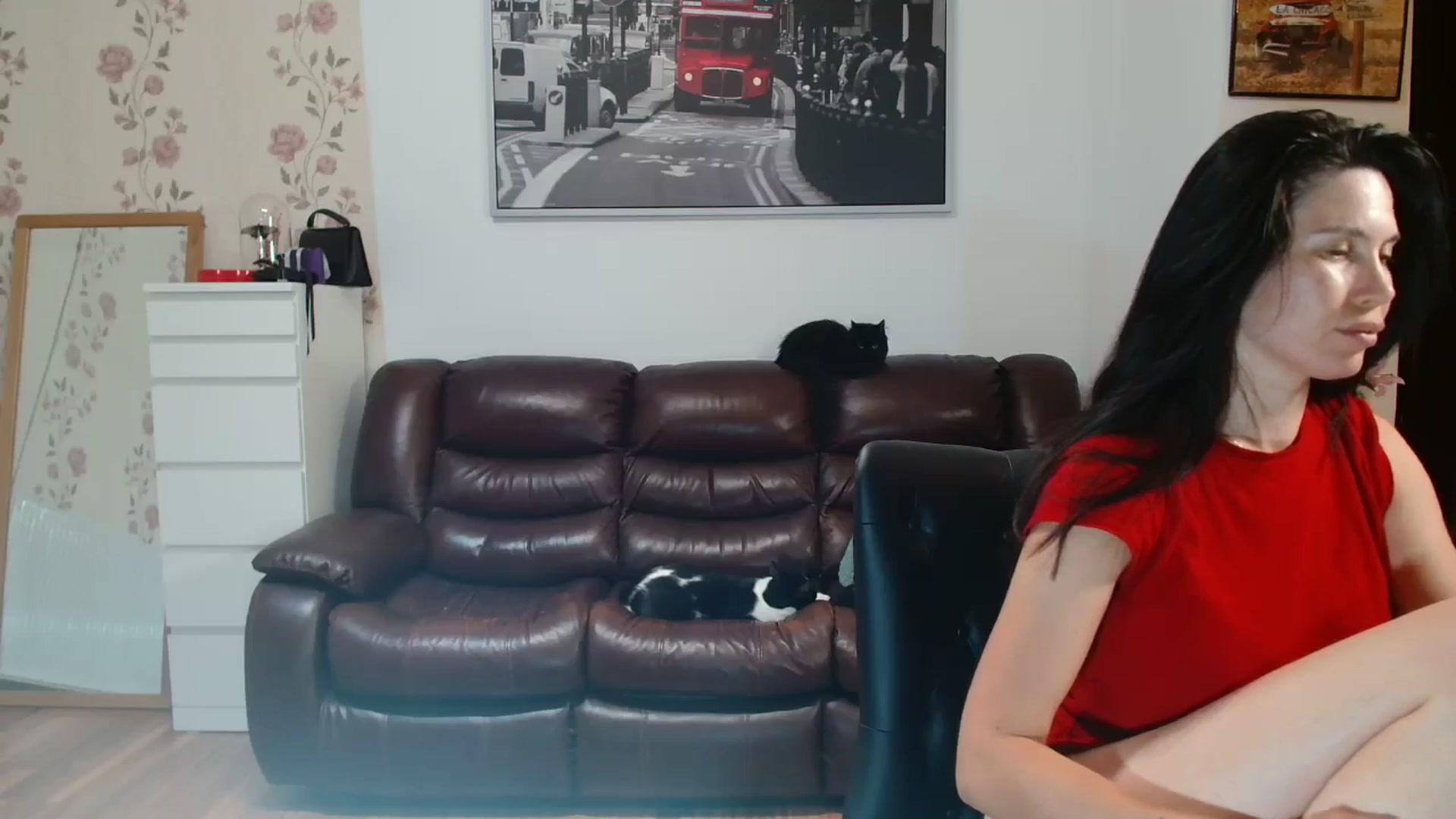 Gallery image thumbnail from AlexisLuvv's myfreecams stream on, 05/08/2025, 19:38 image 18 of 20