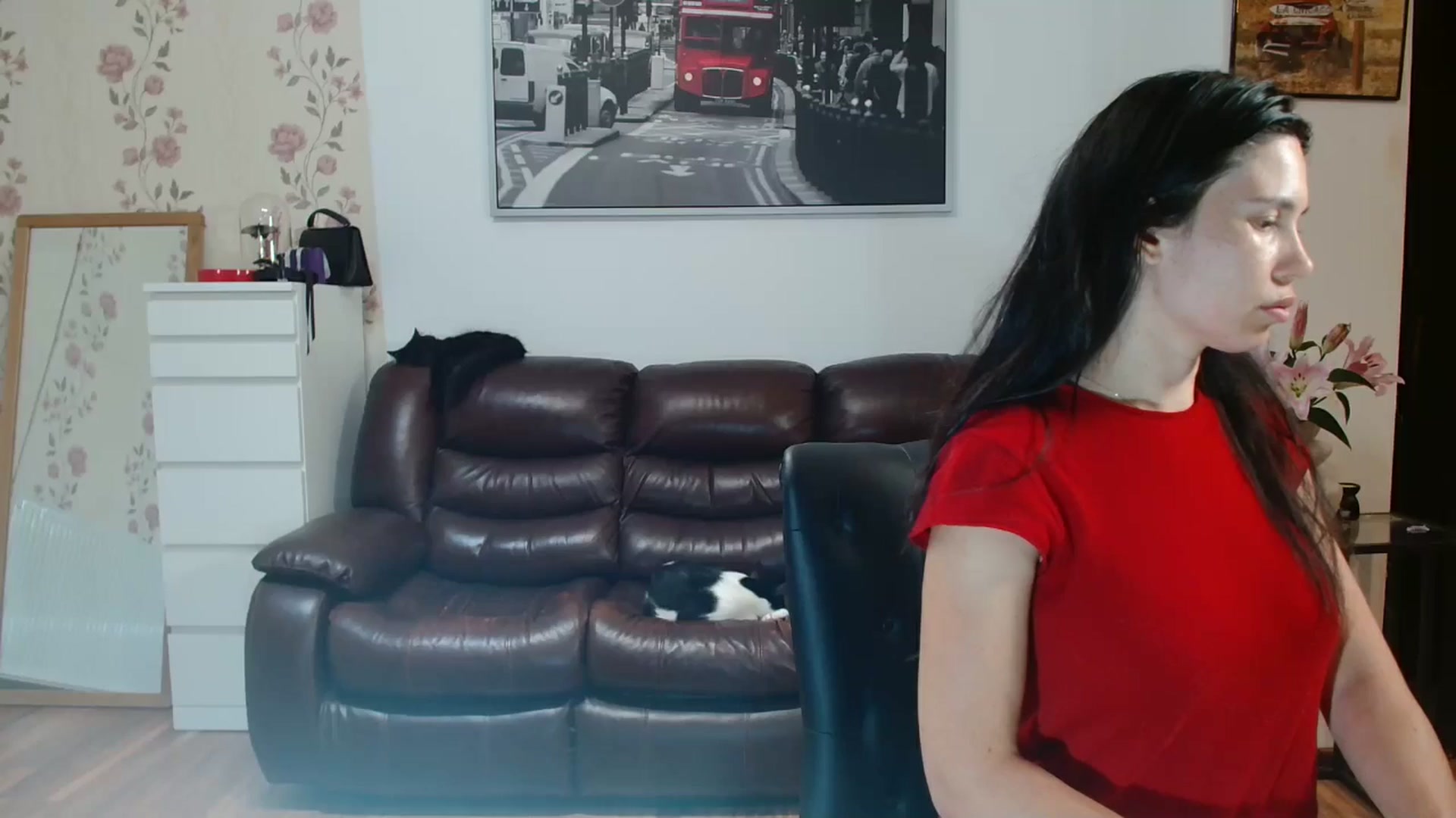 Gallery image thumbnail from AlexisLuvv's myfreecams stream on, 05/08/2025, 19:38 image 10 of 20