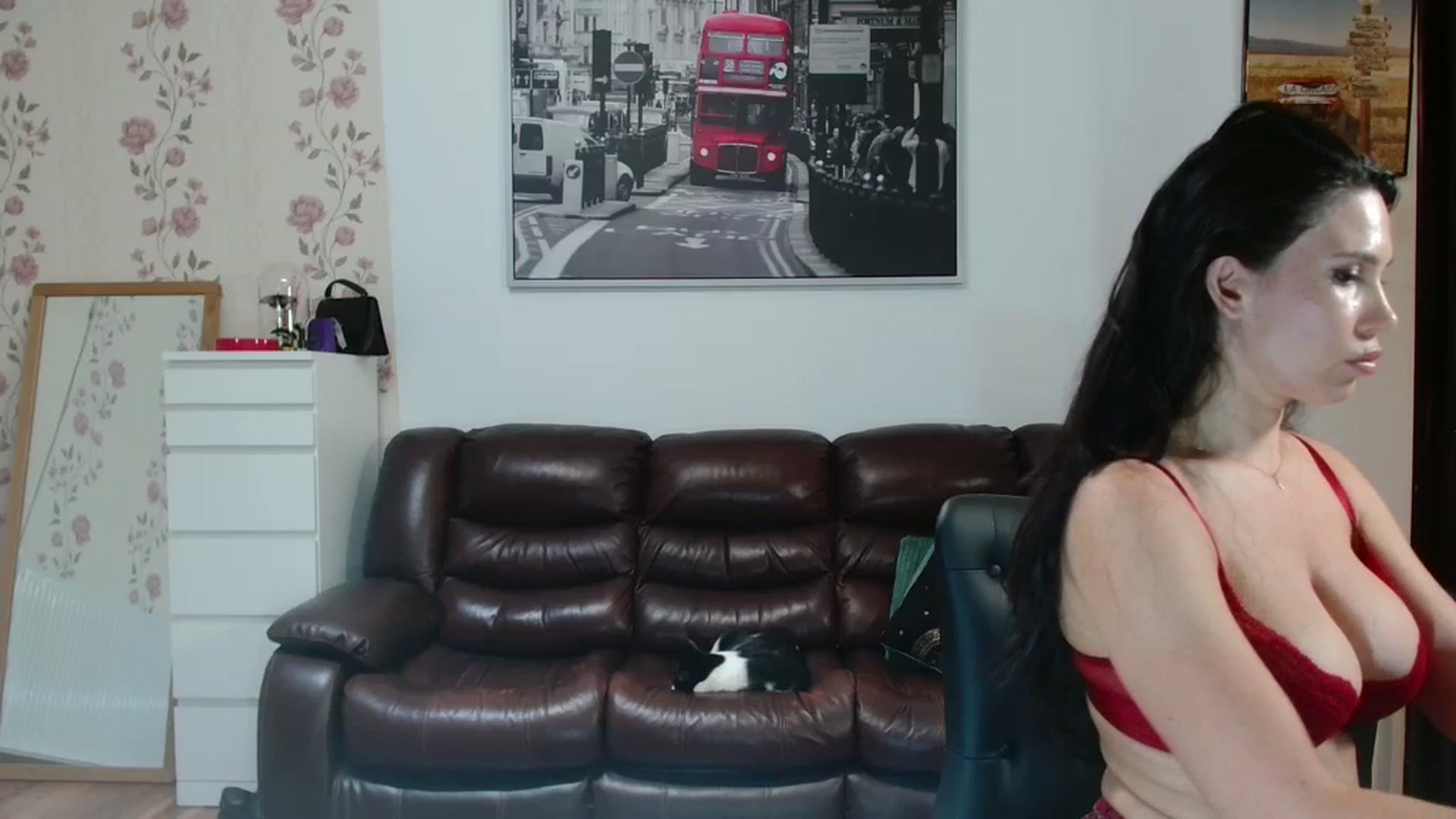 Gallery image thumbnail from AlexisLuvv's myfreecams stream on, 05/14/2025, 19:53 image 14 of 20