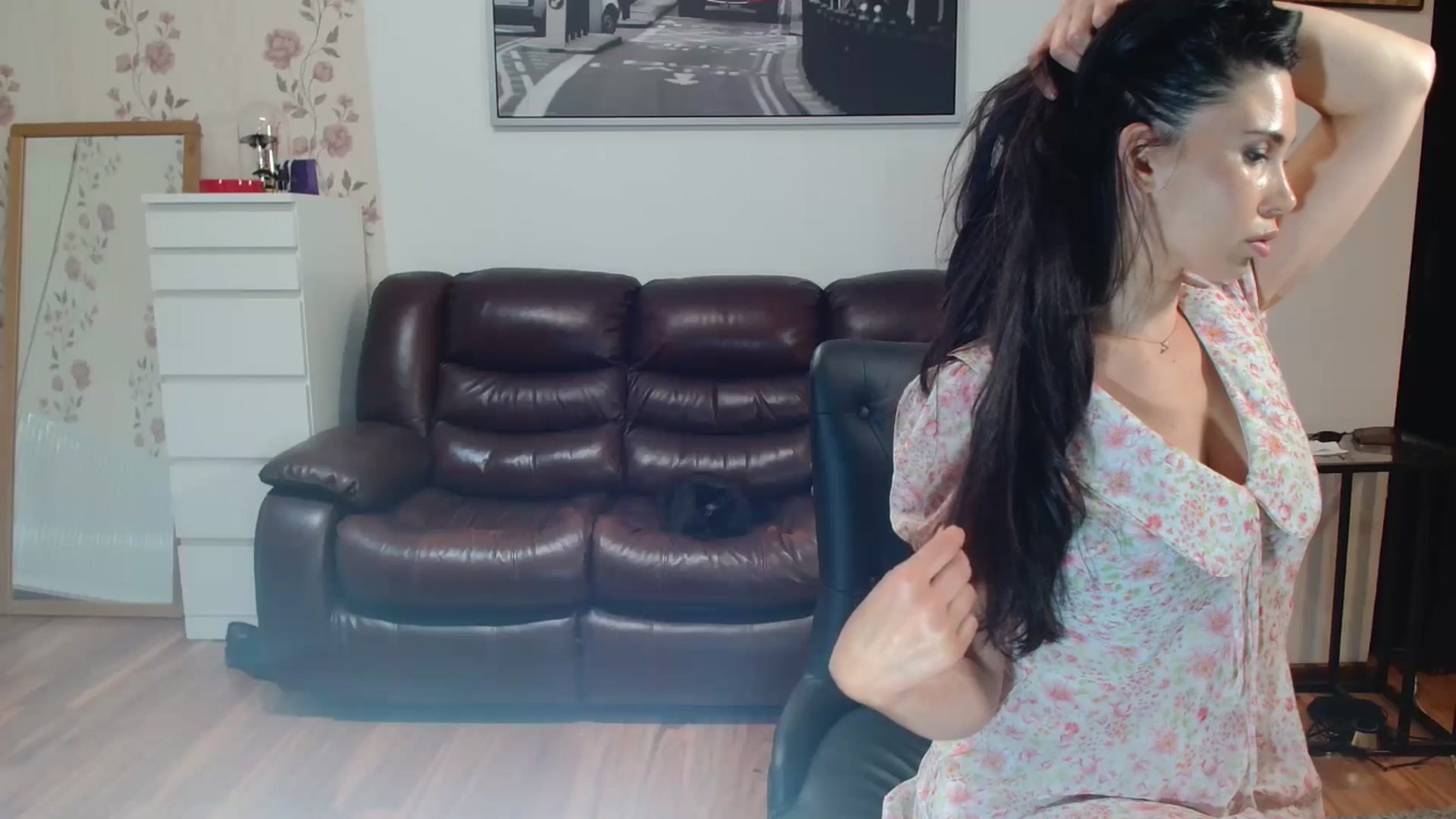 Gallery image thumbnail from AlexisLuvv's myfreecams stream on, 05/21/2025, 19:35 image 9 of 20