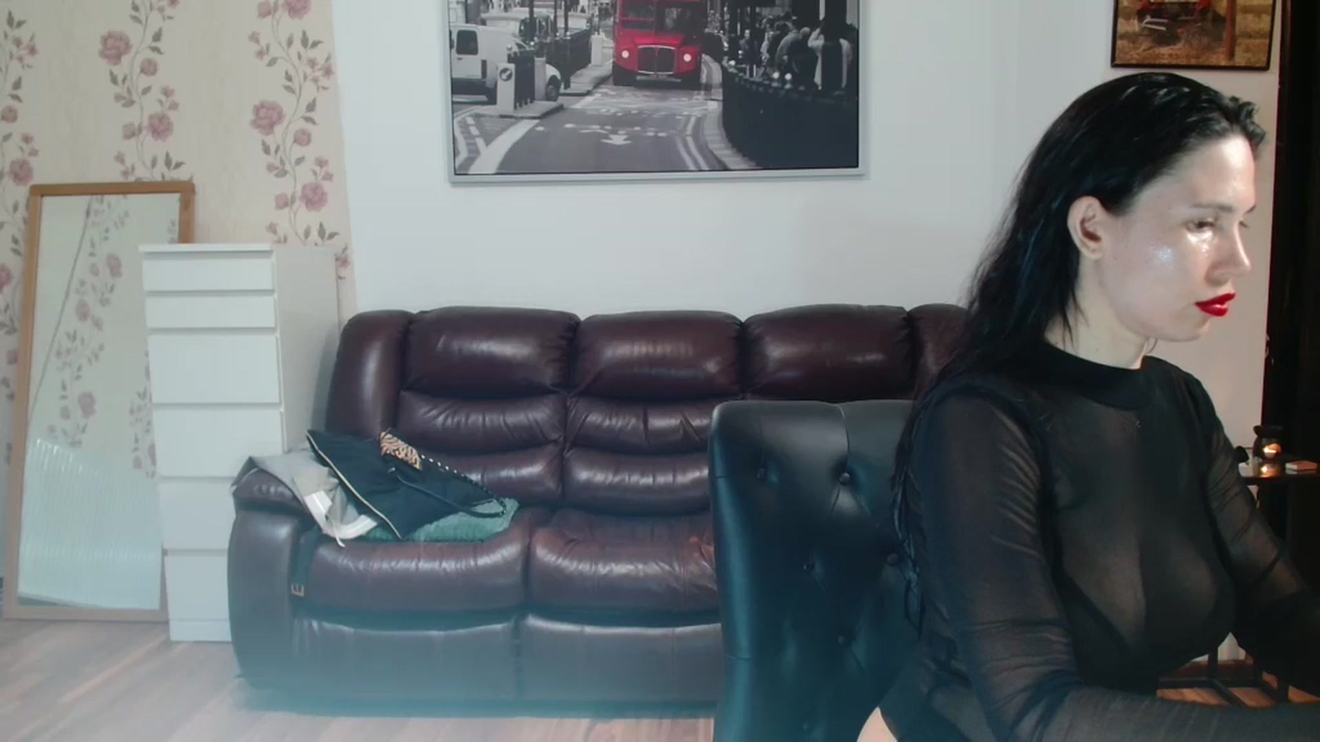 Gallery image thumbnail from AlexisLuvv's myfreecams stream on, 06/06/2025, 19:06 image 6 of 20