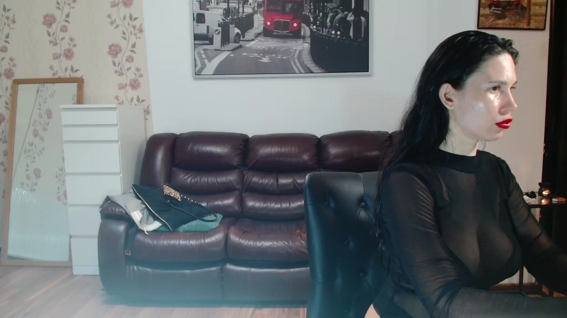 Gallery image thumbnail from AlexisLuvv's myfreecams stream on, 06/06/2025, 19:06 image 7 of 20