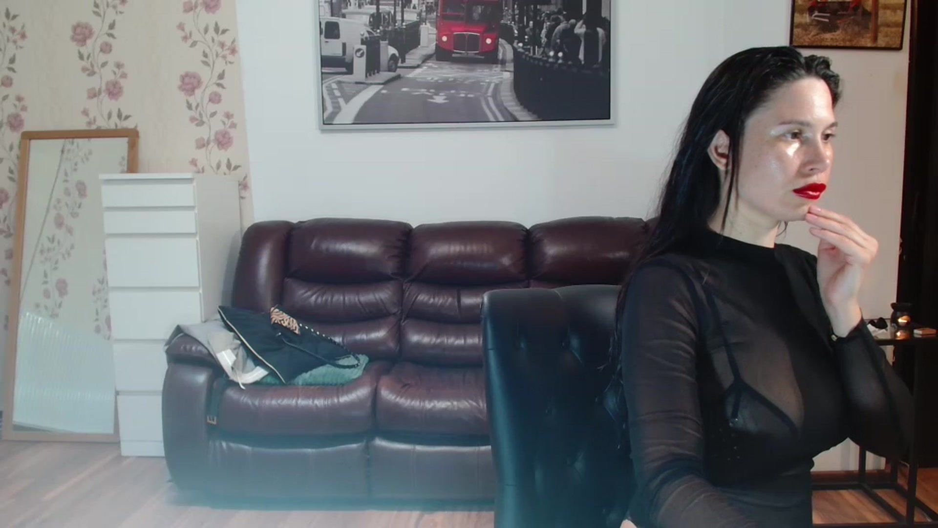 Gallery image thumbnail from AlexisLuvv's myfreecams stream on, 06/06/2025, 19:06 image 4 of 20