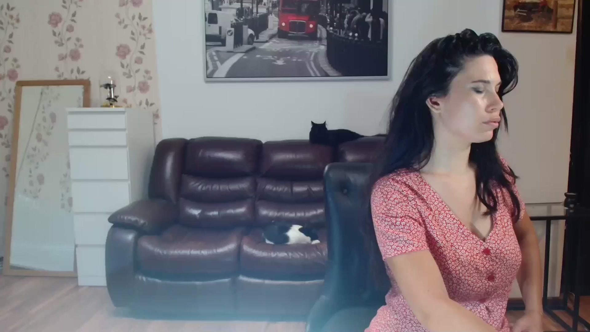 Gallery image thumbnail from AlexisLuvv's myfreecams stream on, 06/08/2025, 20:42 image 7 of 20