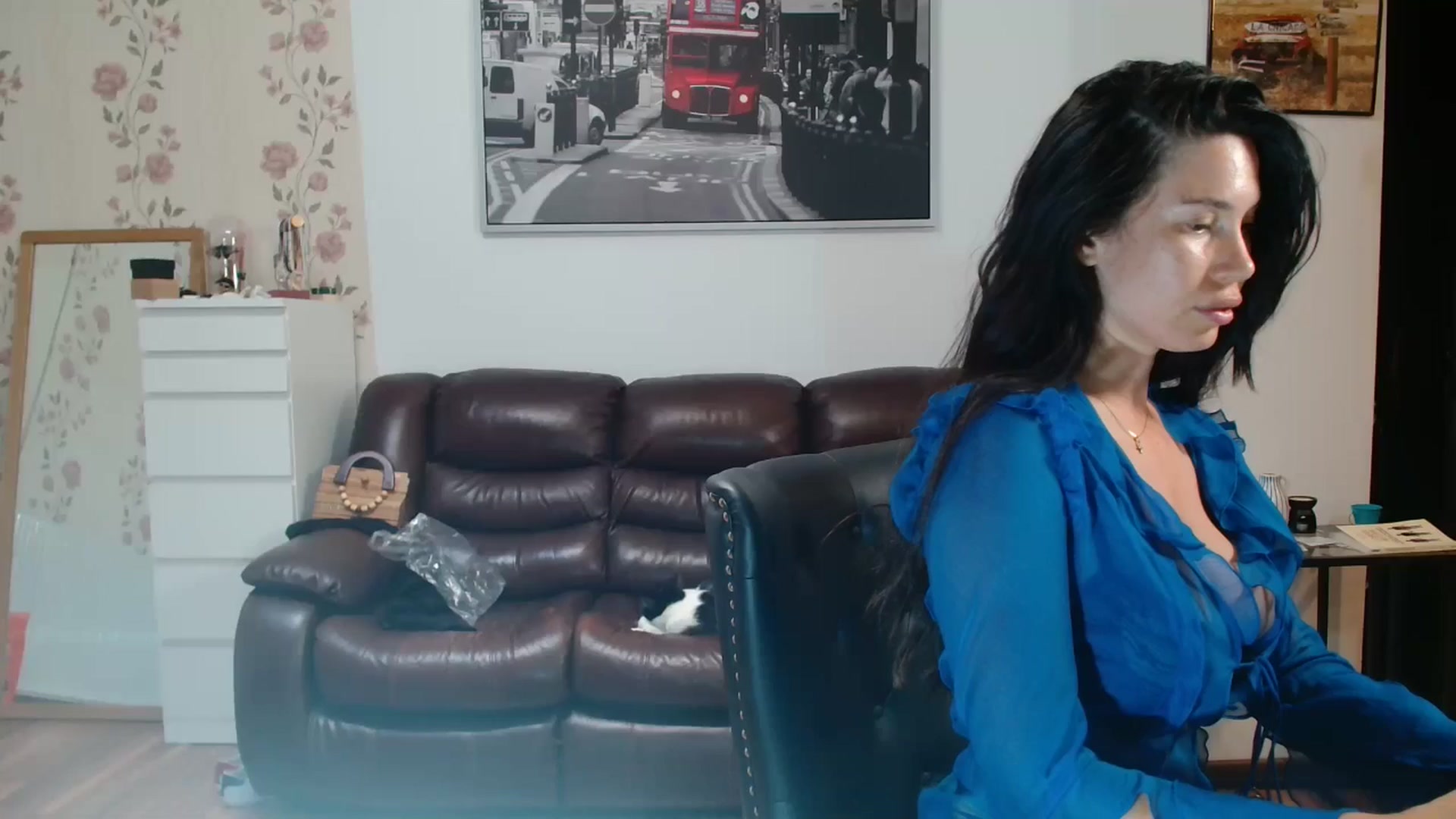 Gallery image thumbnail from AlexisLuvv's myfreecams stream on, 06/24/2025, 20:14 image 9 of 20