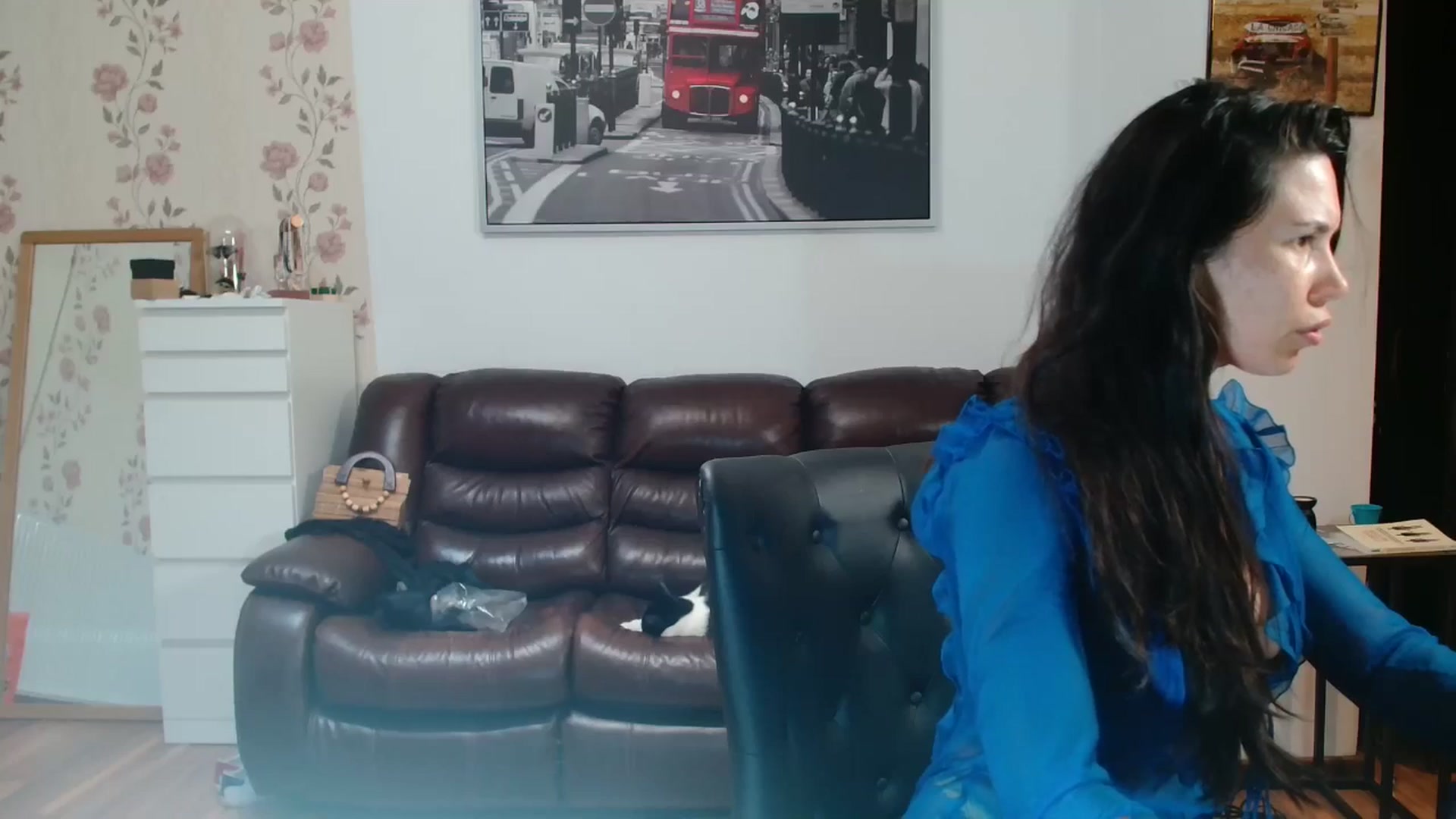Gallery image thumbnail from AlexisLuvv's myfreecams stream on, 06/24/2025, 20:14 image 12 of 20