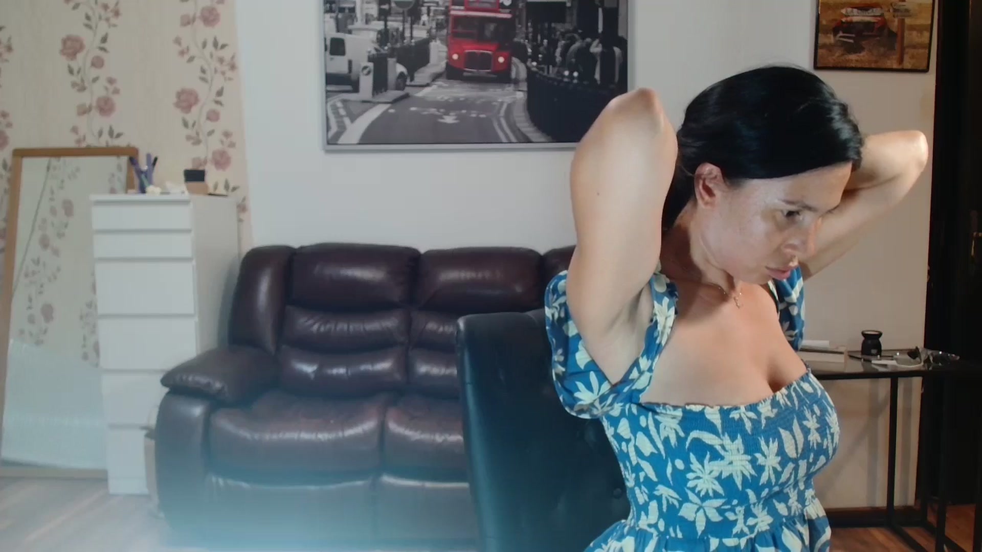 Gallery image thumbnail from AlexisLuvv's myfreecams stream on, 07/07/2025, 21:09 image 5 of 20