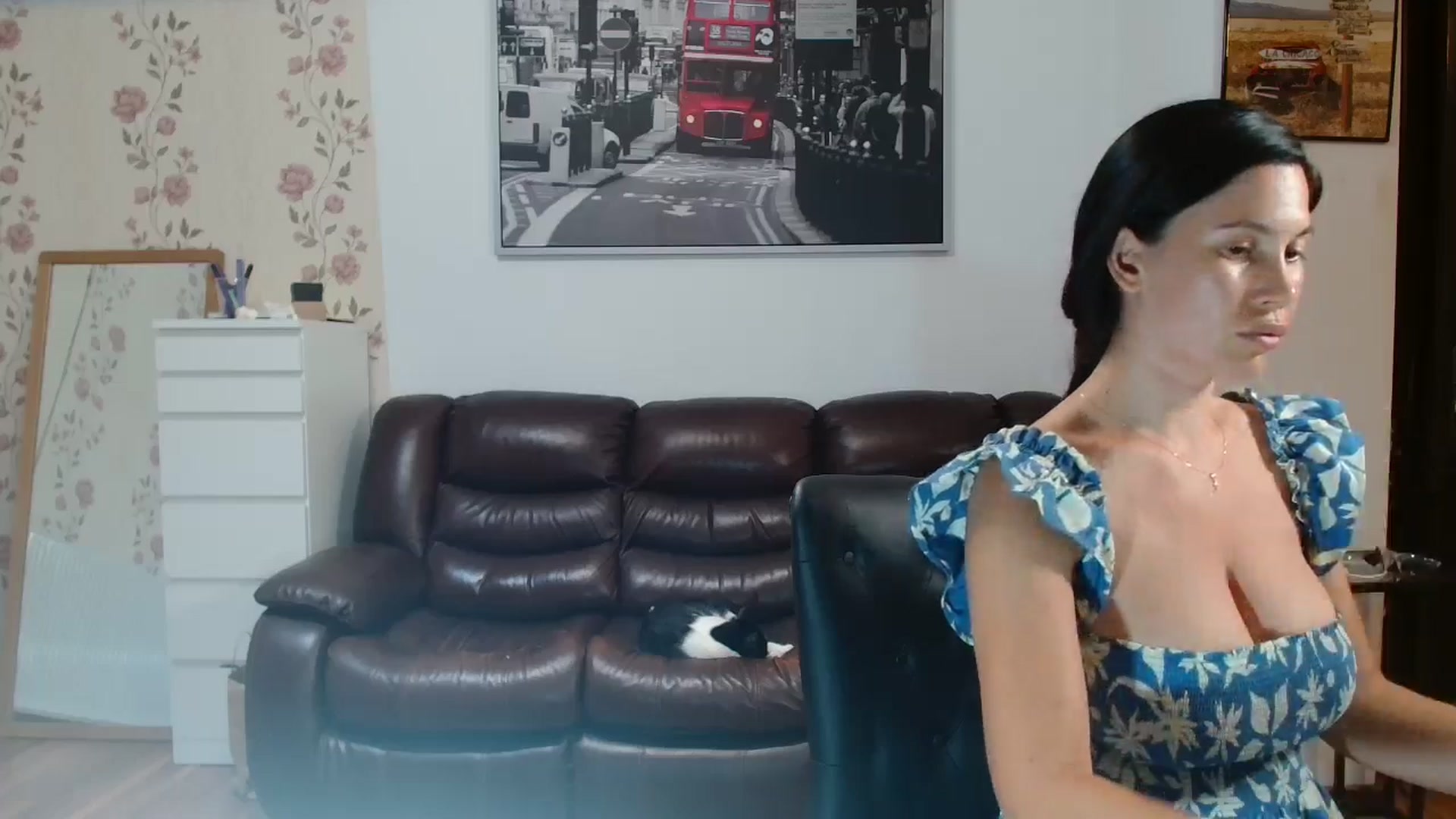 Gallery image thumbnail from AlexisLuvv's myfreecams stream on, 07/07/2025, 21:09 image 14 of 20
