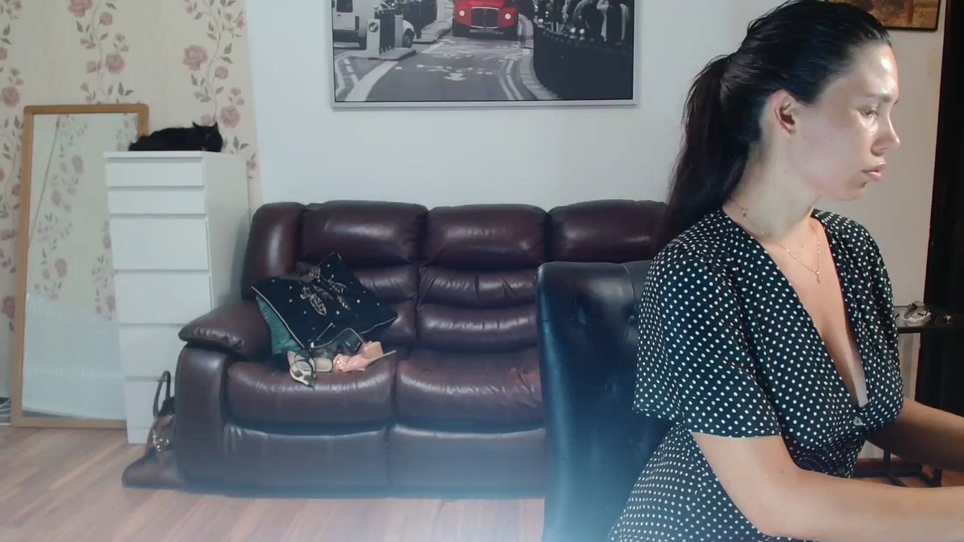 Gallery image thumbnail from AlexisLuvv's myfreecams stream on, 07/16/2025, 21:08 image 3 of 20