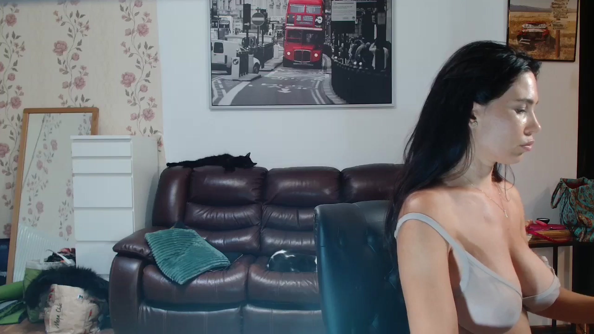Gallery image thumbnail from AlexisLuvv's myfreecams stream on, 07/27/2025, 20:33 image 15 of 20
