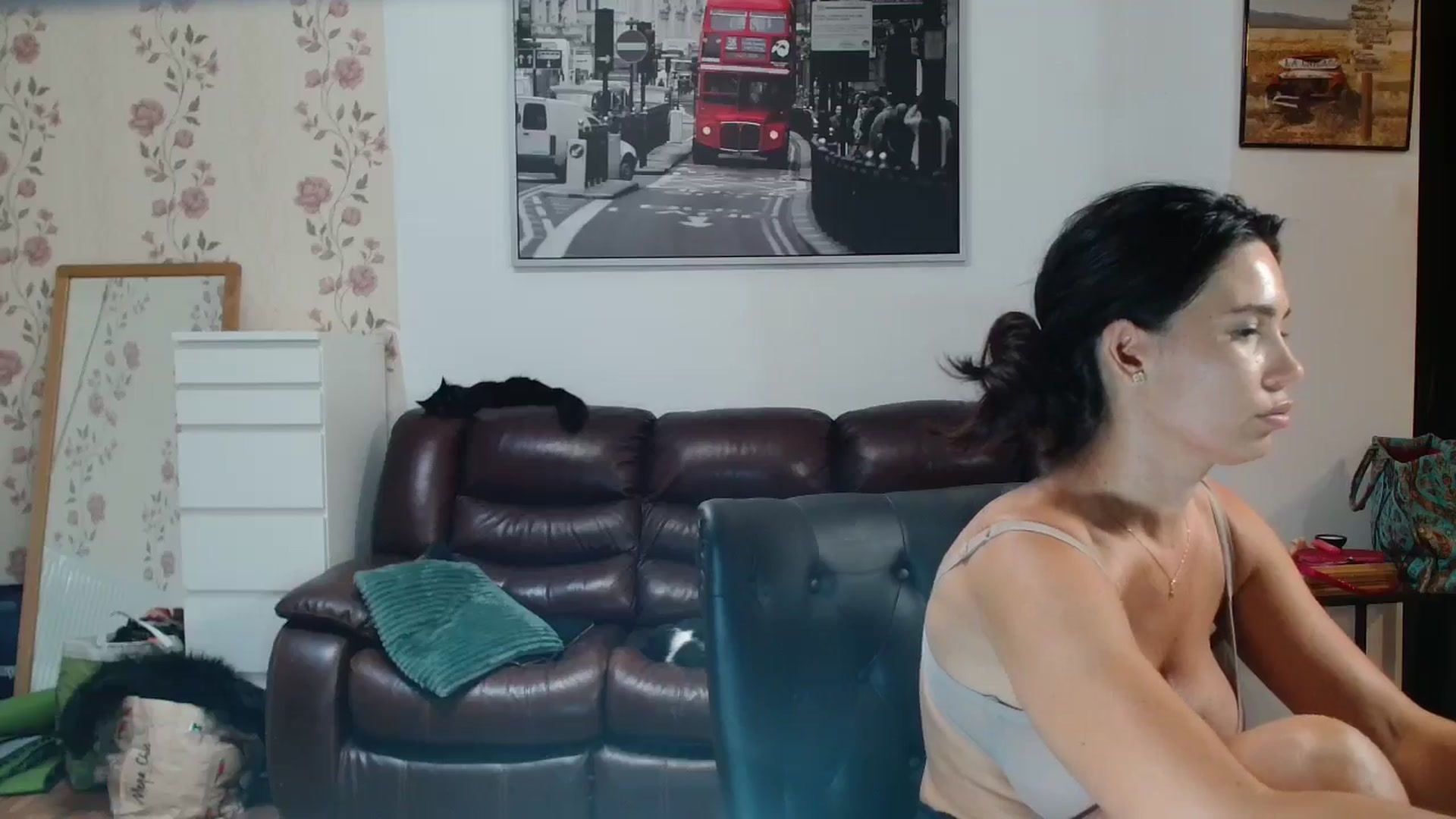 Gallery image thumbnail from AlexisLuvv's myfreecams stream on, 07/27/2025, 20:33 image 19 of 20