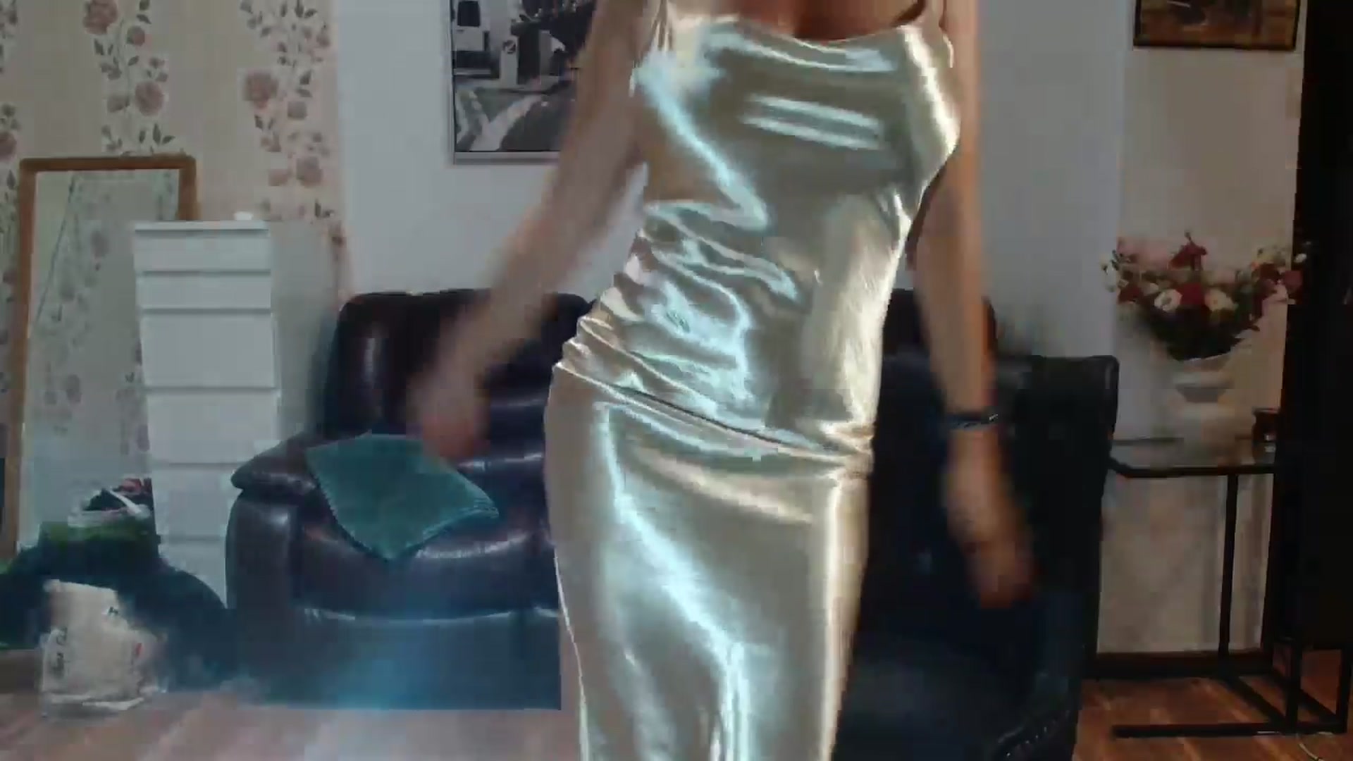 Gallery image thumbnail from AlexisLuvv's myfreecams stream on, 07/28/2025, 19:52 image 11 of 20