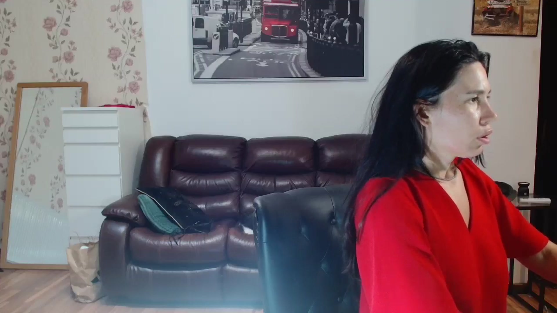 Gallery image thumbnail from AlexisLuvv's myfreecams stream on, 08/18/2025, 20:24 image 17 of 20