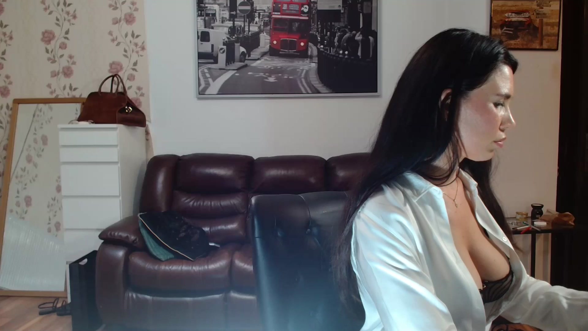 Gallery image thumbnail from AlexisLuvv's myfreecams stream on, 08/30/2025, 21:00 image 8 of 20