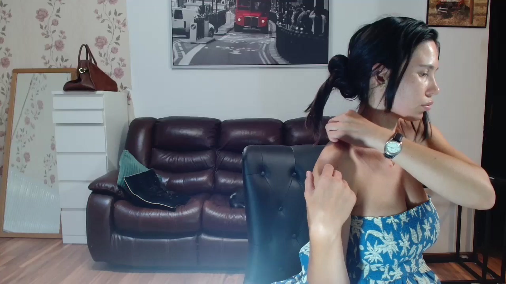 Gallery image thumbnail from AlexisLuvv's myfreecams stream on, 09/03/2025, 18:42 image 13 of 20