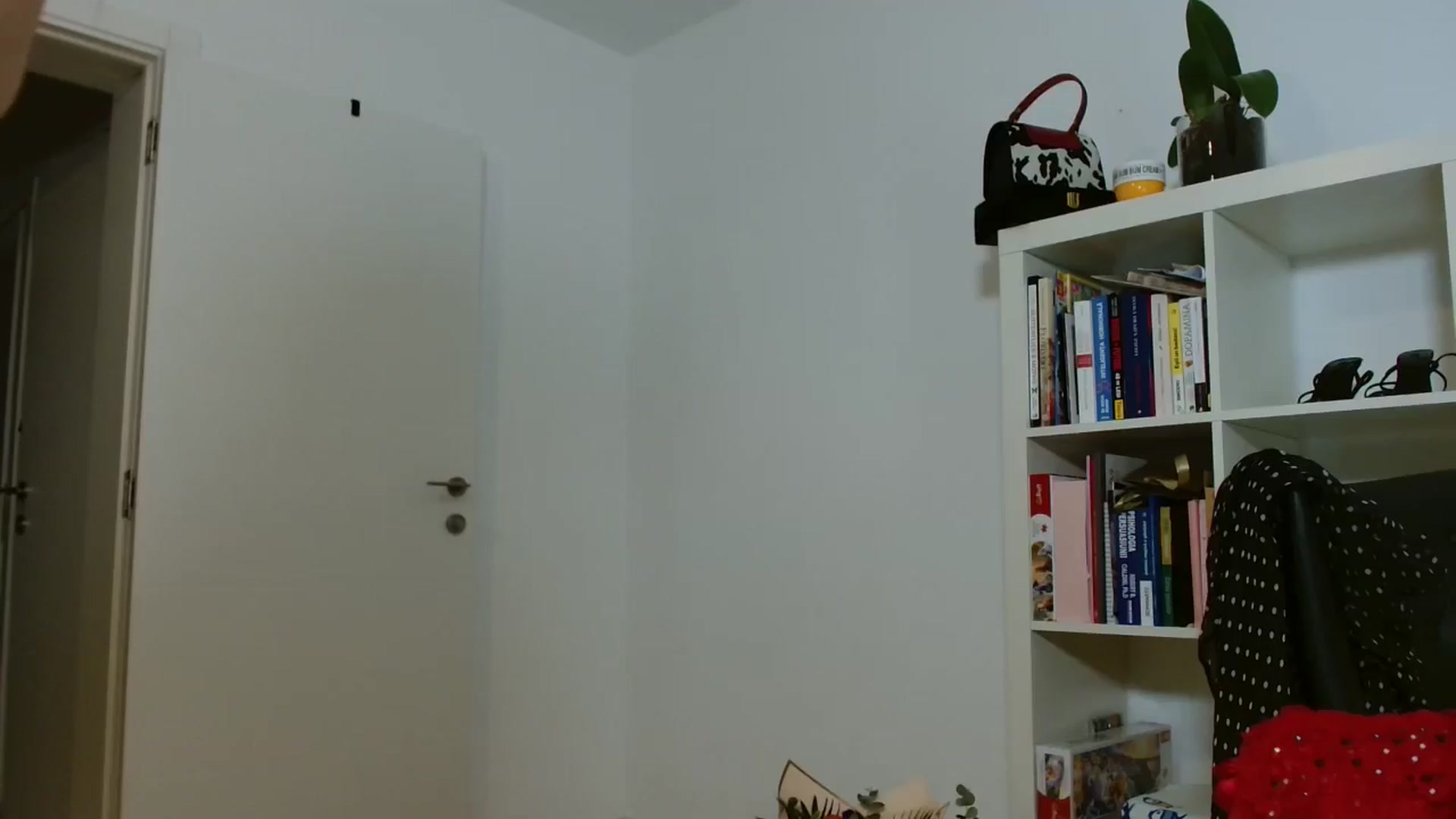Gallery image thumbnail from AlexisLuvv's myfreecams stream on, 03/16/2026, 20:01 image 7 of 20