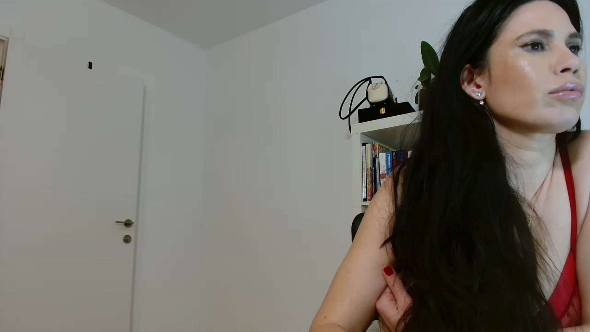 Gallery image thumbnail from AlexisLuvv's myfreecams stream on, 03/21/2026, 19:38 image 2 of 20