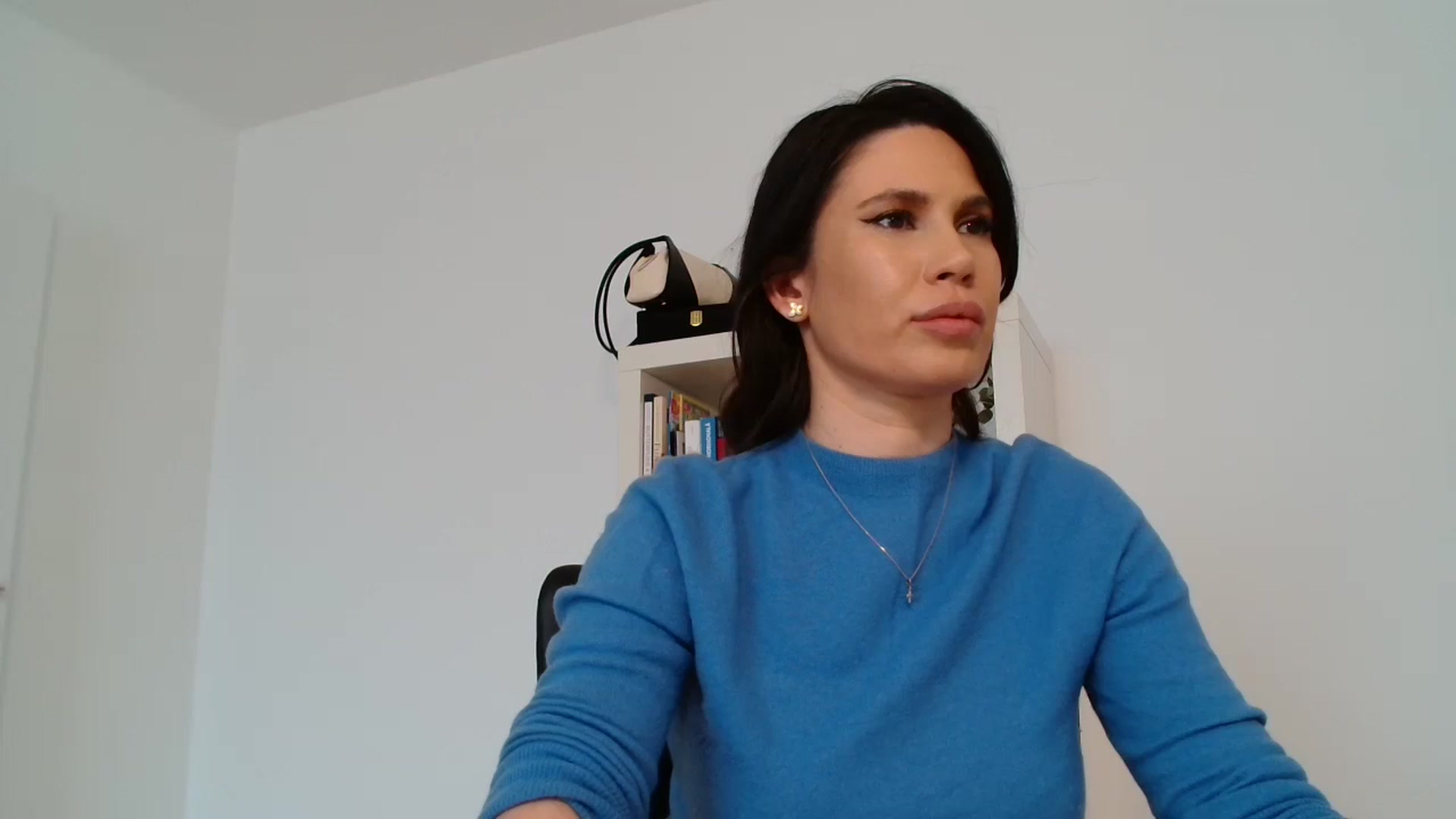 Gallery image thumbnail from AlexisLuvv's myfreecams stream on, 03/25/2026, 12:20 image 3 of 20