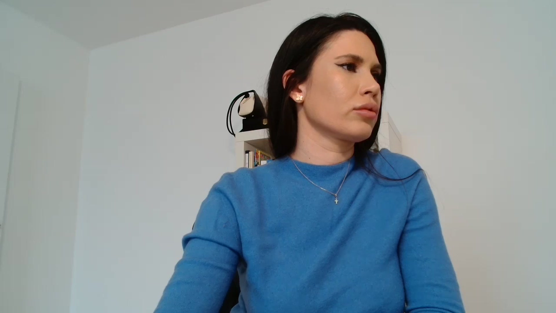 Gallery image thumbnail from AlexisLuvv's myfreecams stream on, 03/25/2026, 12:20 image 10 of 20