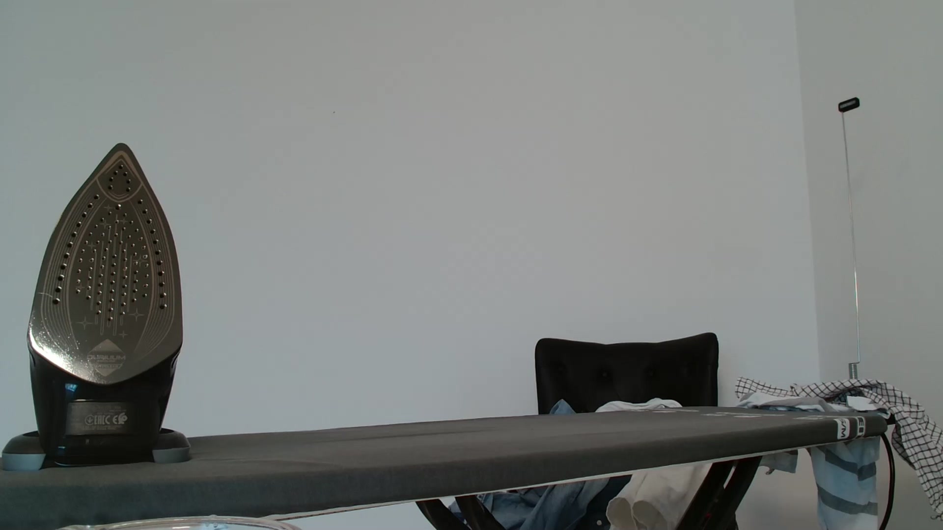 Gallery image thumbnail from AlexisLuvv's myfreecams stream on, 04/28/2026, 14:23 image 17 of 20
