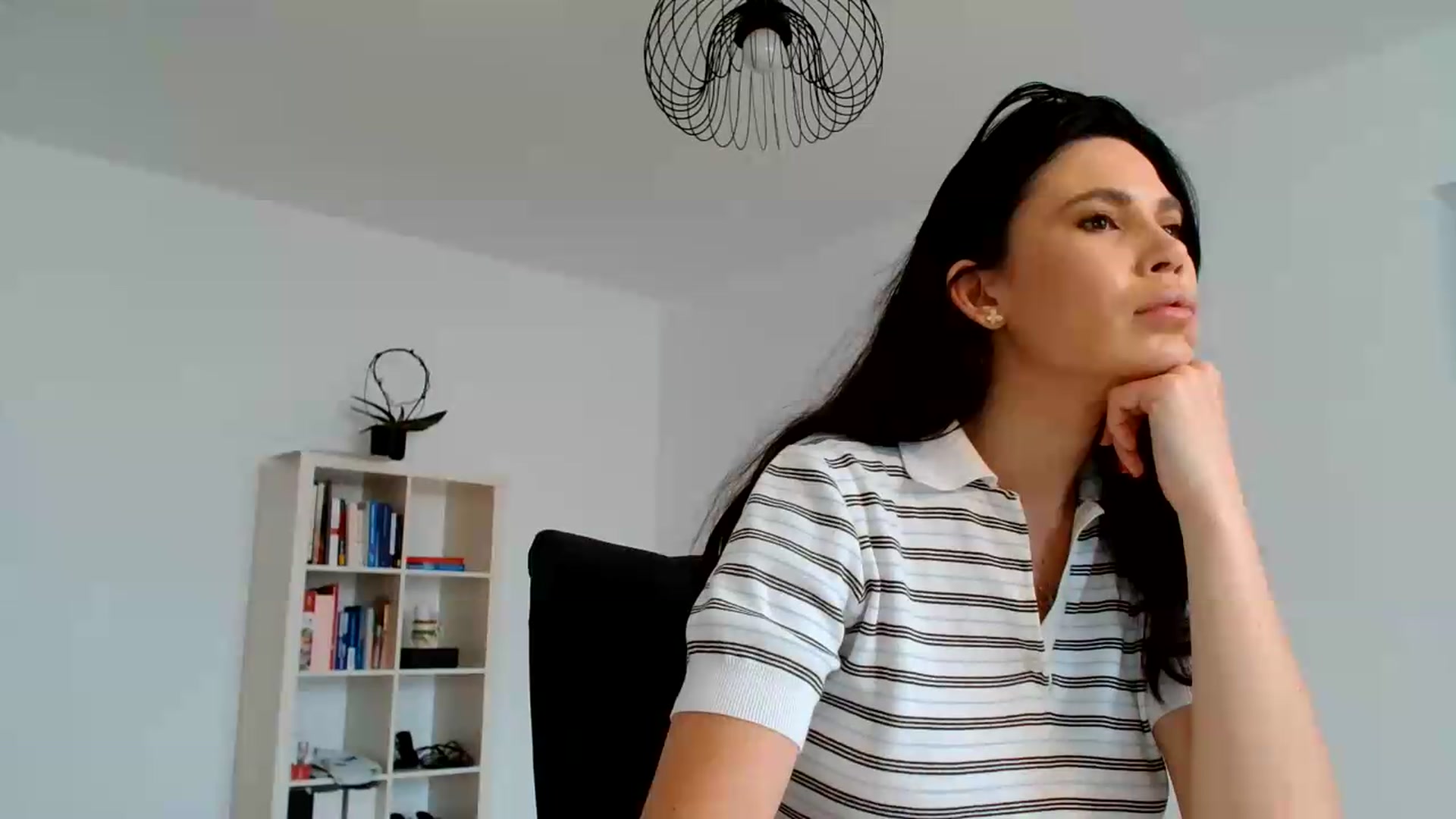 Gallery image thumbnail from AlexisLuvv's myfreecams stream on, 05/31/2026, 12:15 image 8 of 20