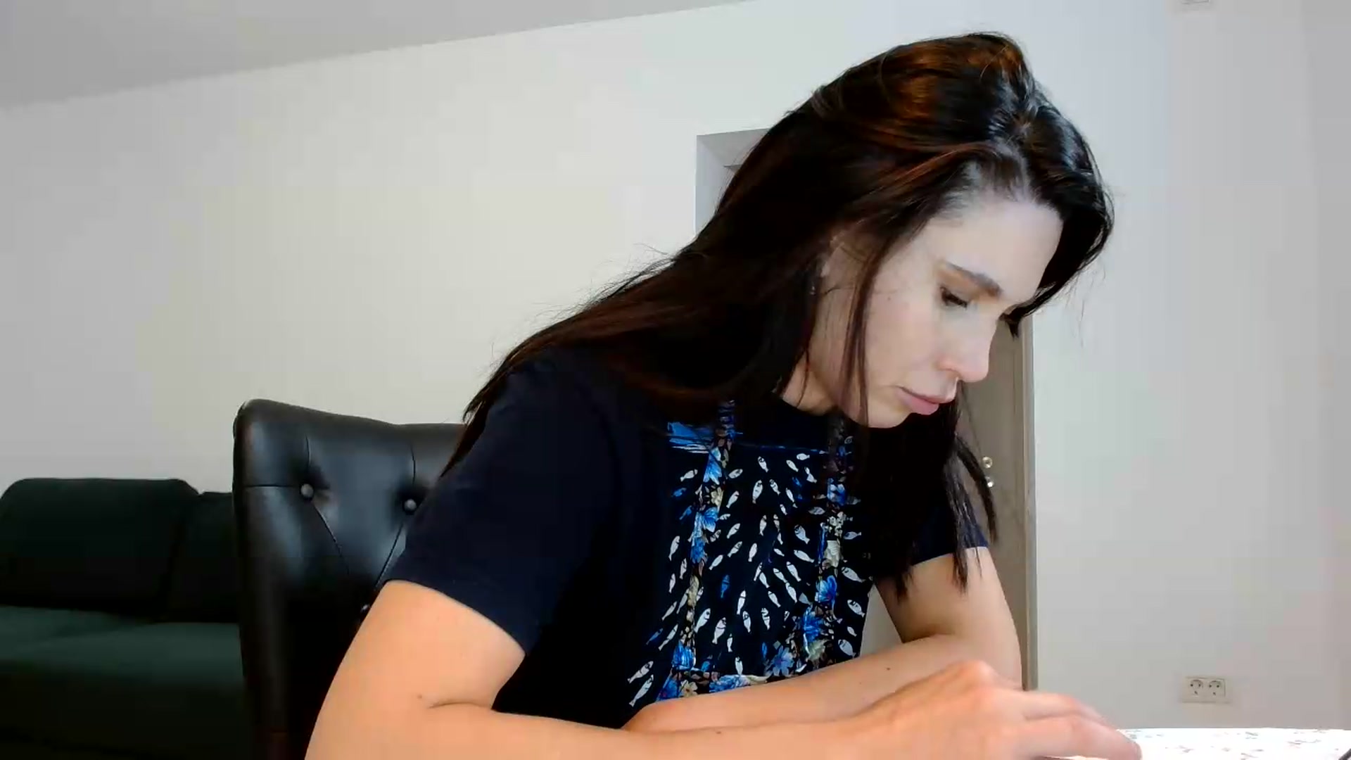 Gallery image thumbnail from AlexisLuvv's myfreecams stream on, 07/10/2026, 19:09 image 2 of 20