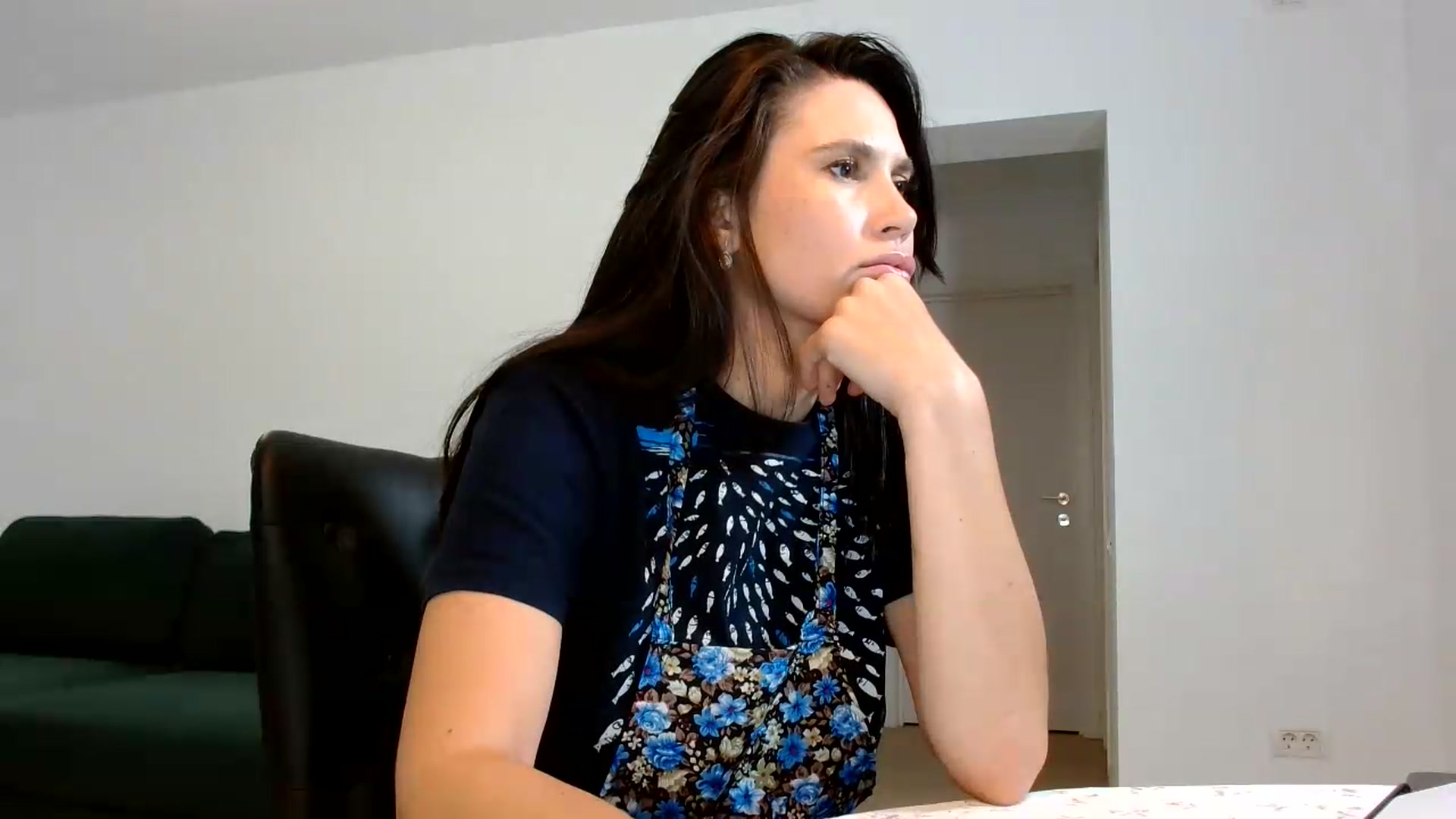 Gallery image thumbnail from AlexisLuvv's myfreecams stream on, 07/10/2026, 19:09 image 3 of 20