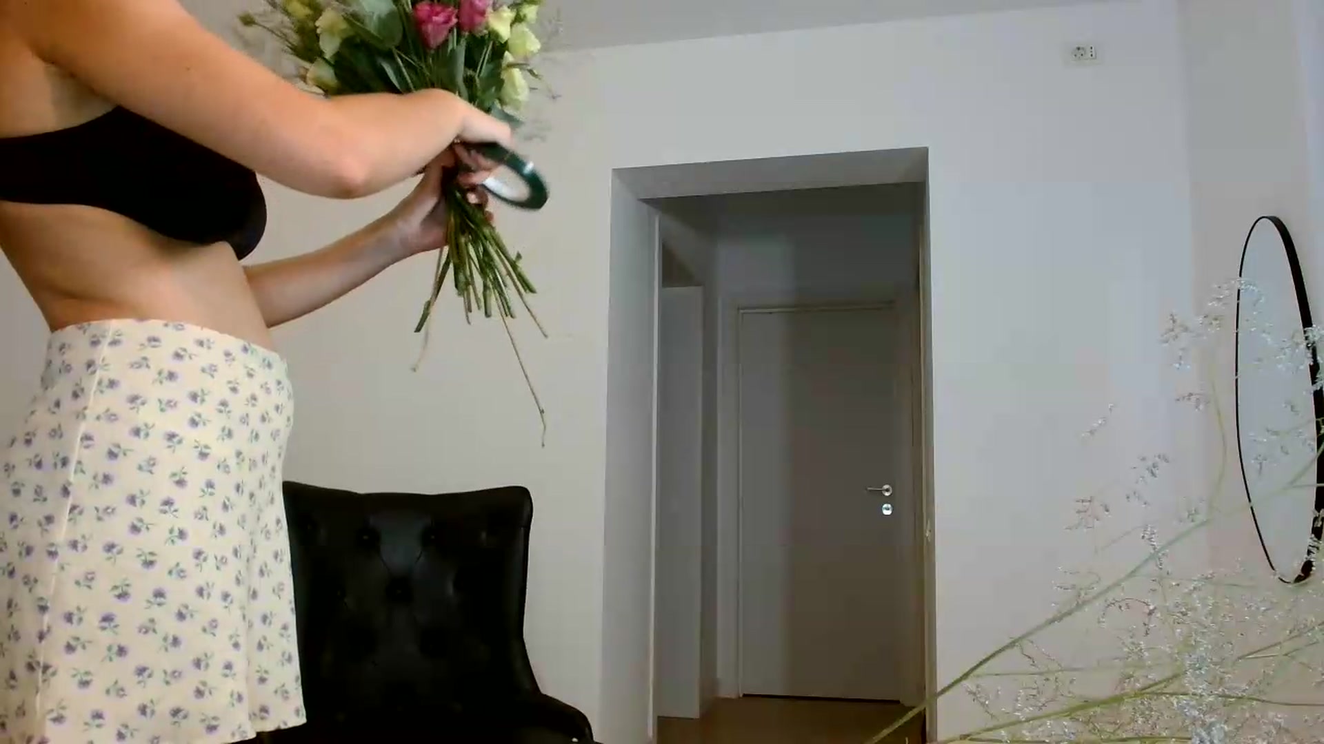 Gallery image thumbnail from AlexisLuvv's myfreecams stream on, 07/16/2026, 20:08 image 16 of 20
