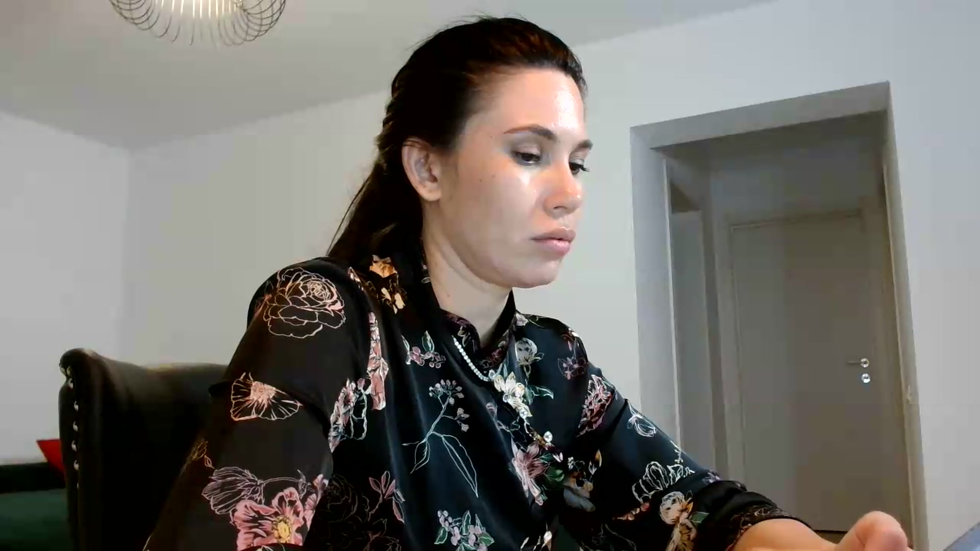 Gallery image thumbnail from AlexisLuvv's myfreecams stream on, 08/12/2026, 19:40 image 14 of 20