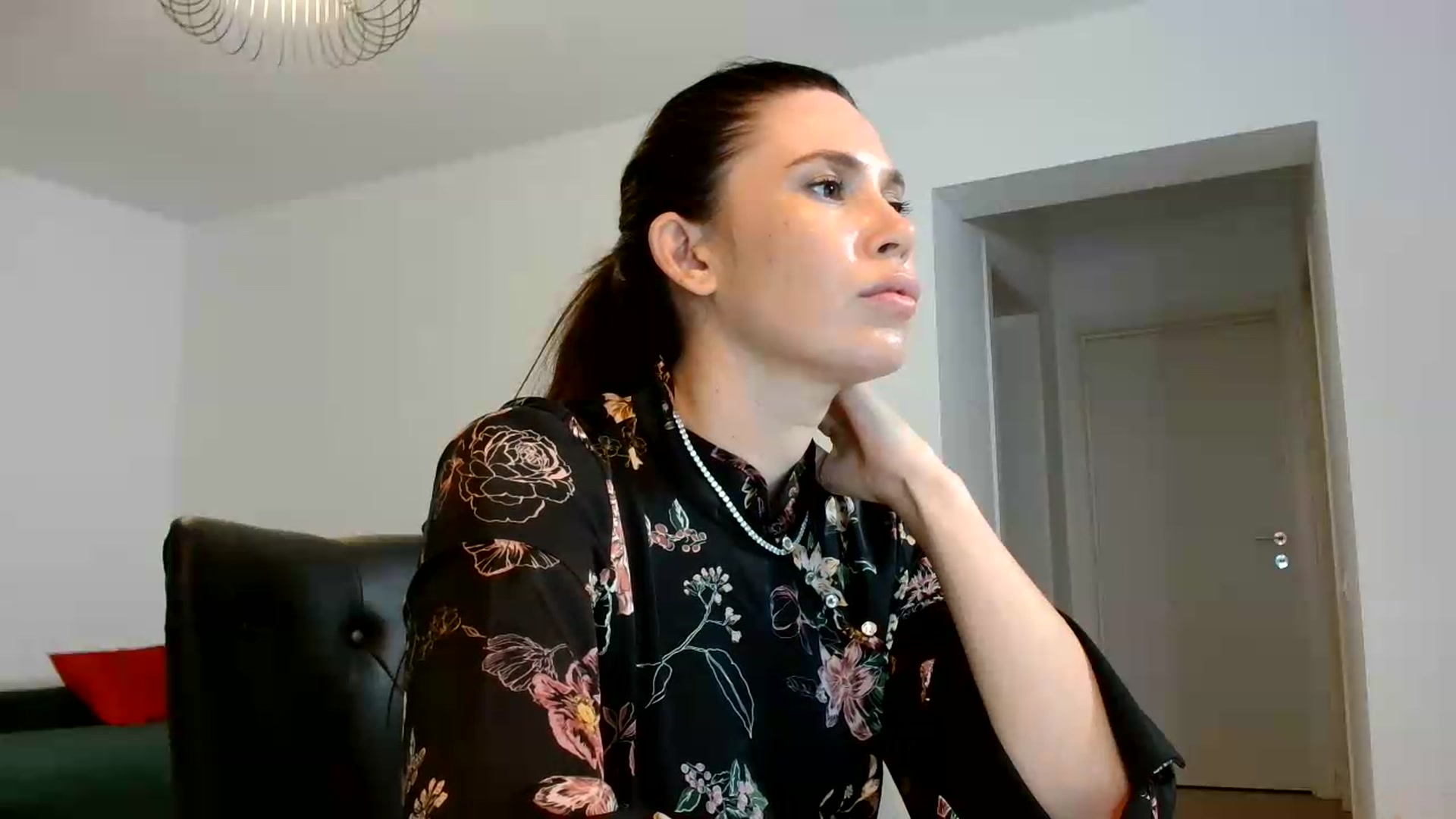 Gallery image thumbnail from AlexisLuvv's myfreecams stream on, 08/12/2026, 19:40 image 5 of 20
