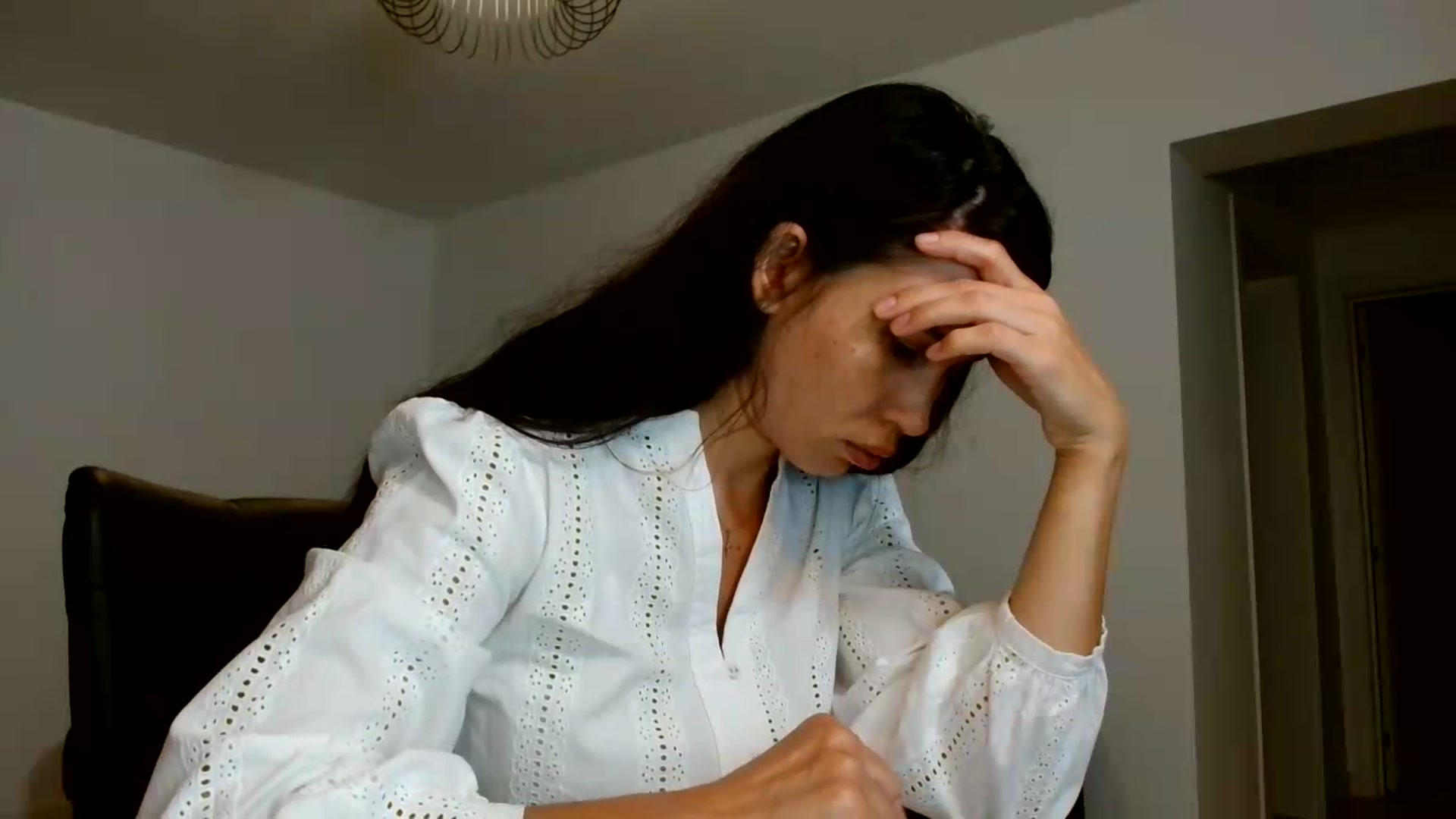 Gallery image thumbnail from AlexisLuvv's myfreecams stream on, 08/30/2026, 17:59 image 8 of 20