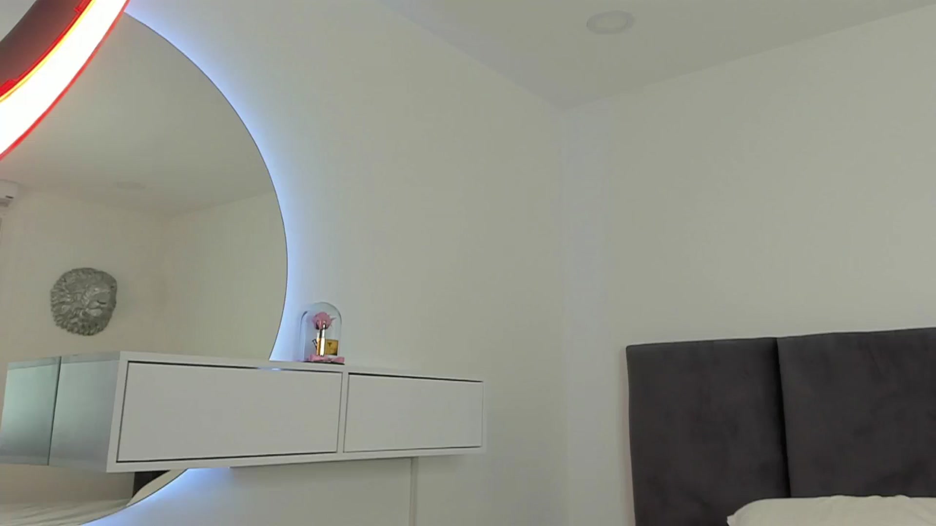 Gallery image thumbnail from AlexisMFC's myfreecams stream on, 12/05/2023, 04:25 image 18 of 20
