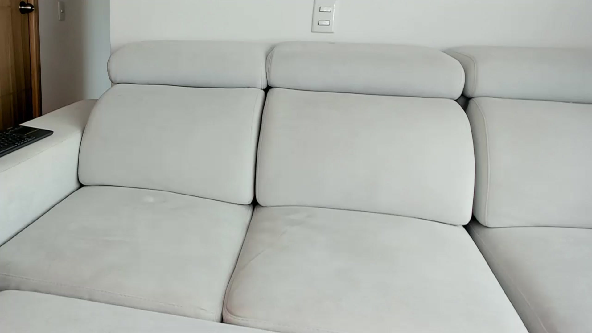 Gallery image thumbnail from AlexisMFC's myfreecams stream on, 03/13/2024, 19:41 image 20 of 20